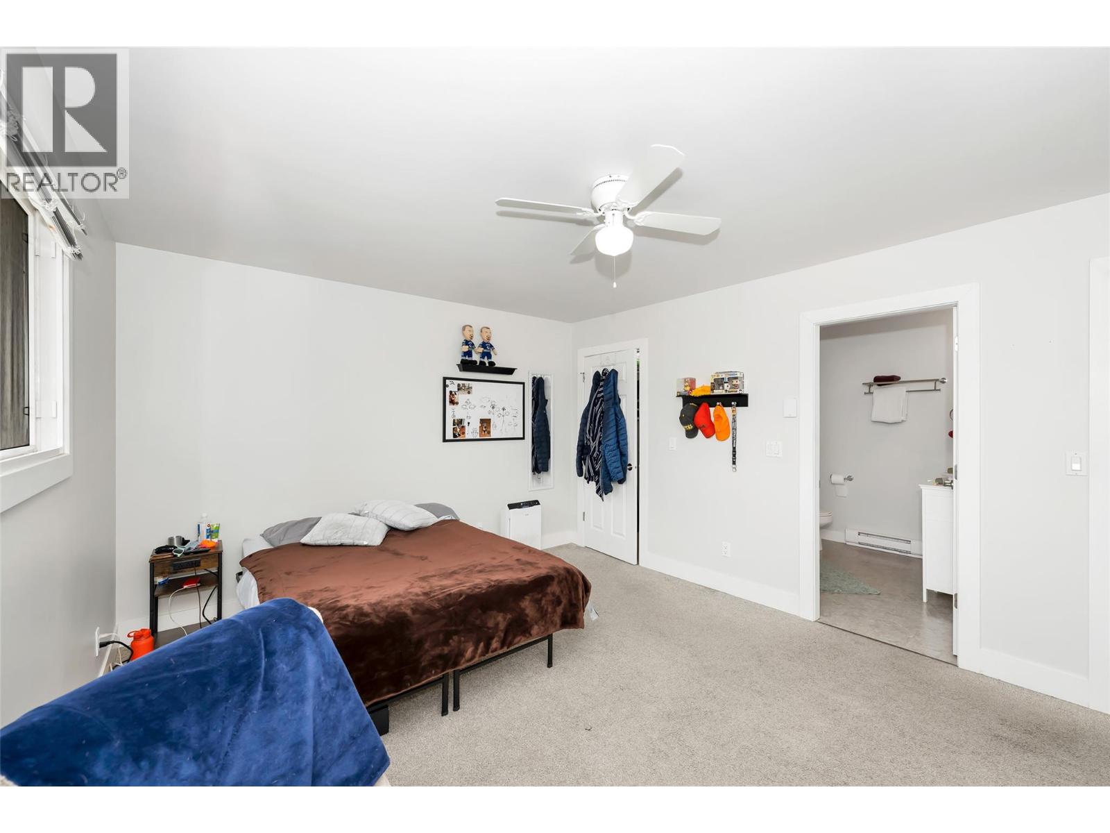  5844 Pleasant Valley Road, Vernon