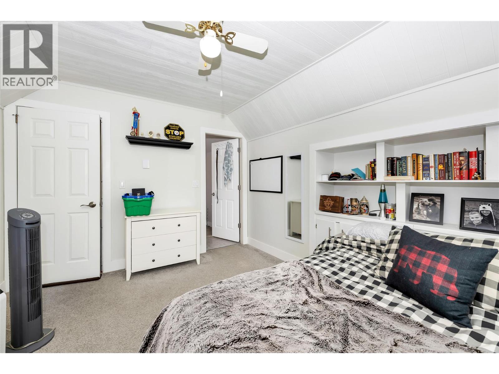  5844 Pleasant Valley Road, Vernon