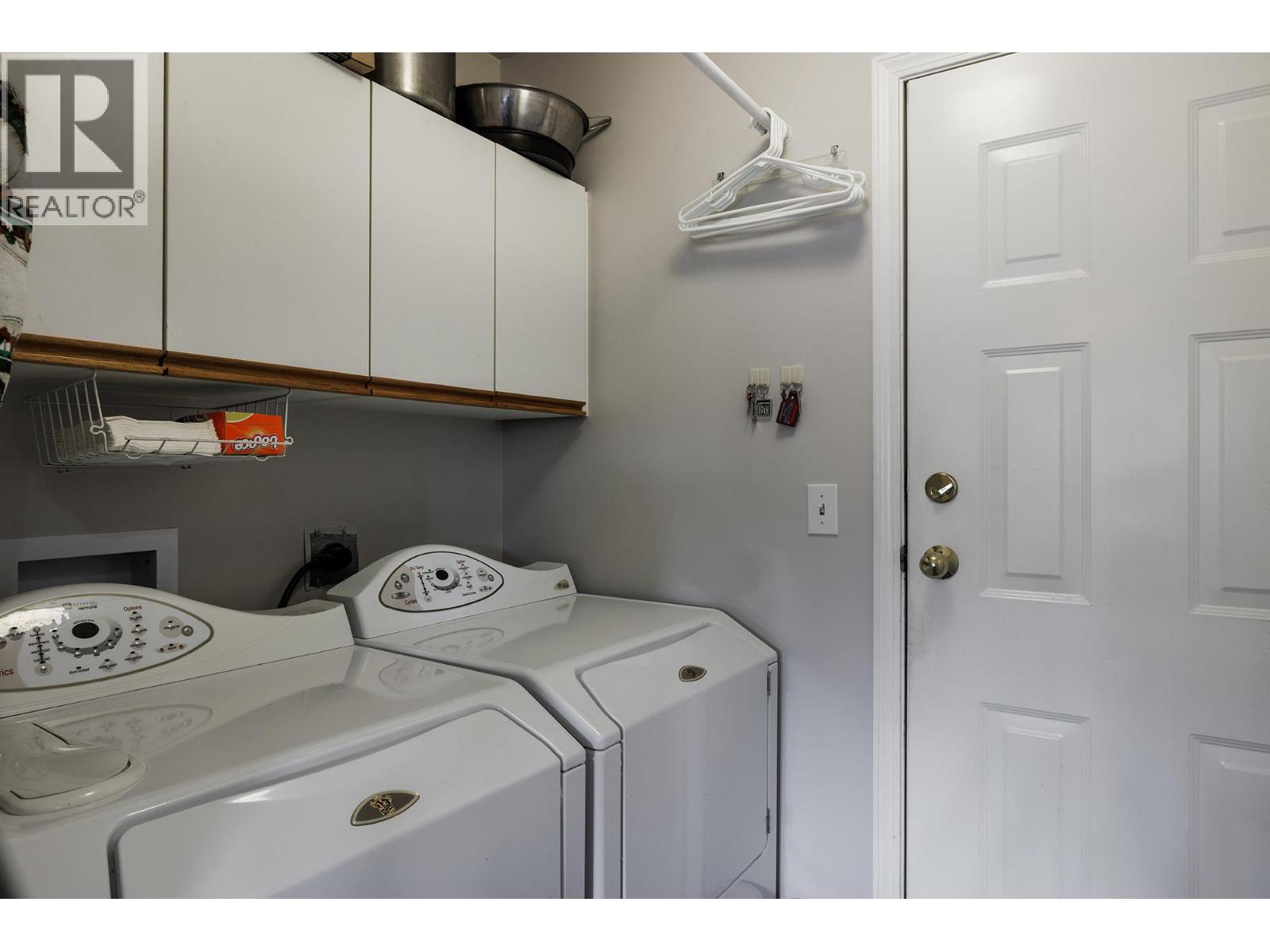 11290 Bond Road Unit# 6, Lake Country