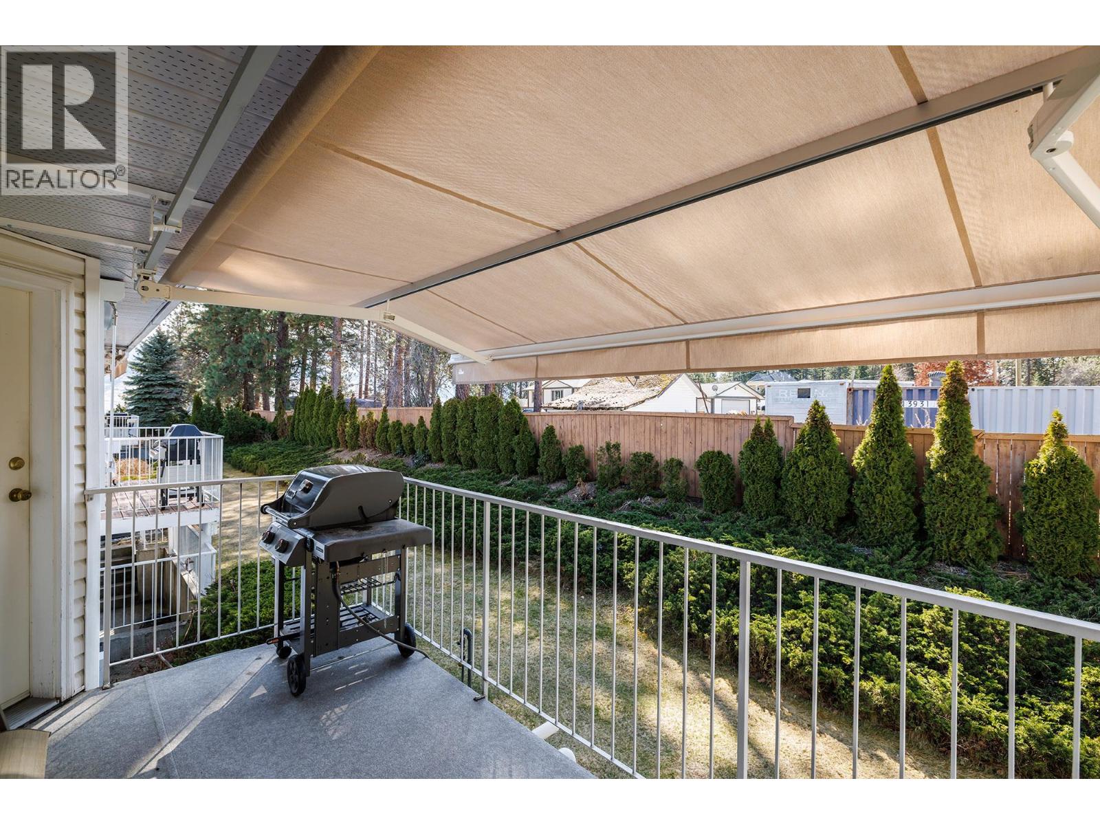 11290 Bond Road Unit# 6, Lake Country