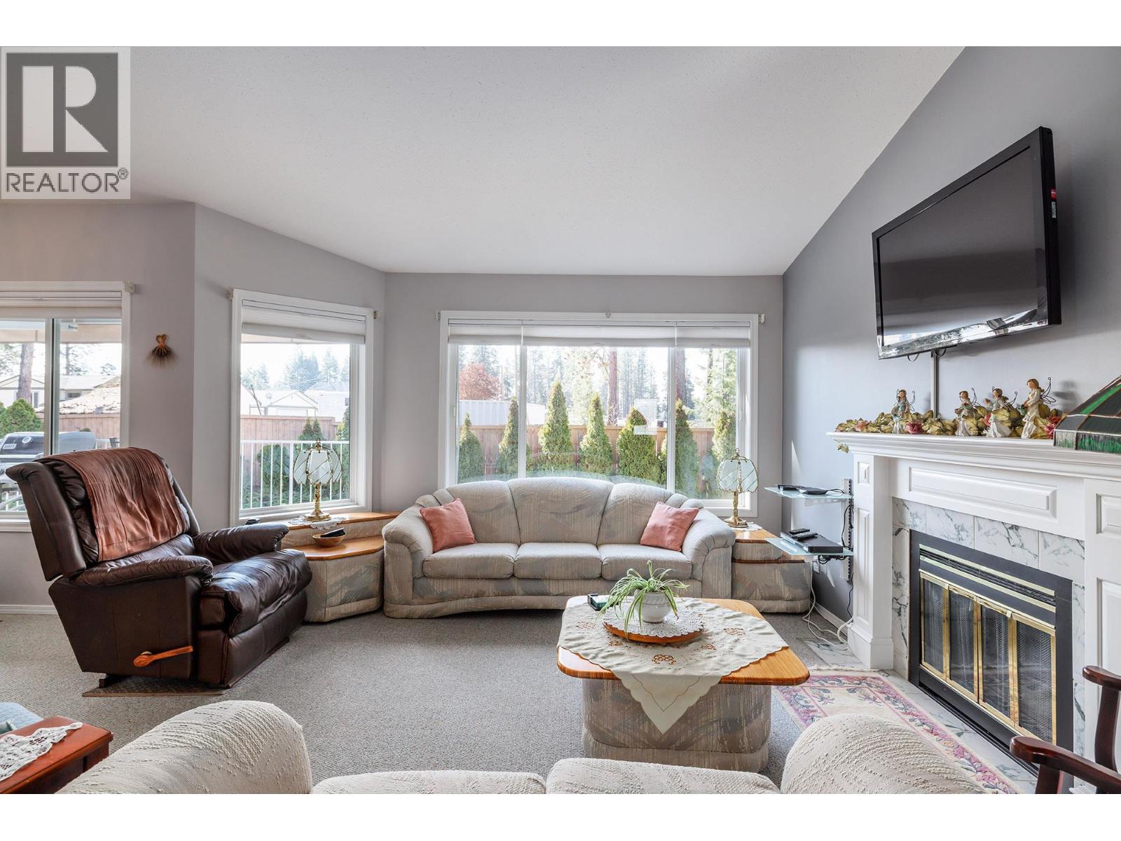 11290 Bond Road Unit# 6, Lake Country