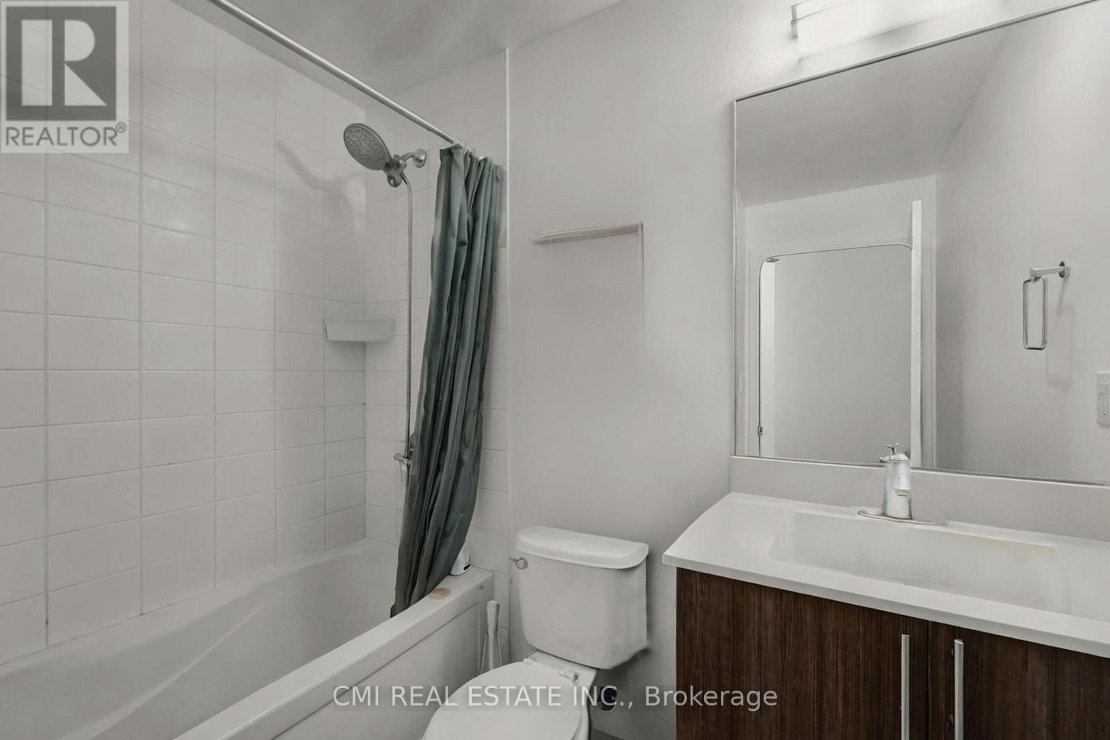 #509 17 KENASTON GARDENS - 20