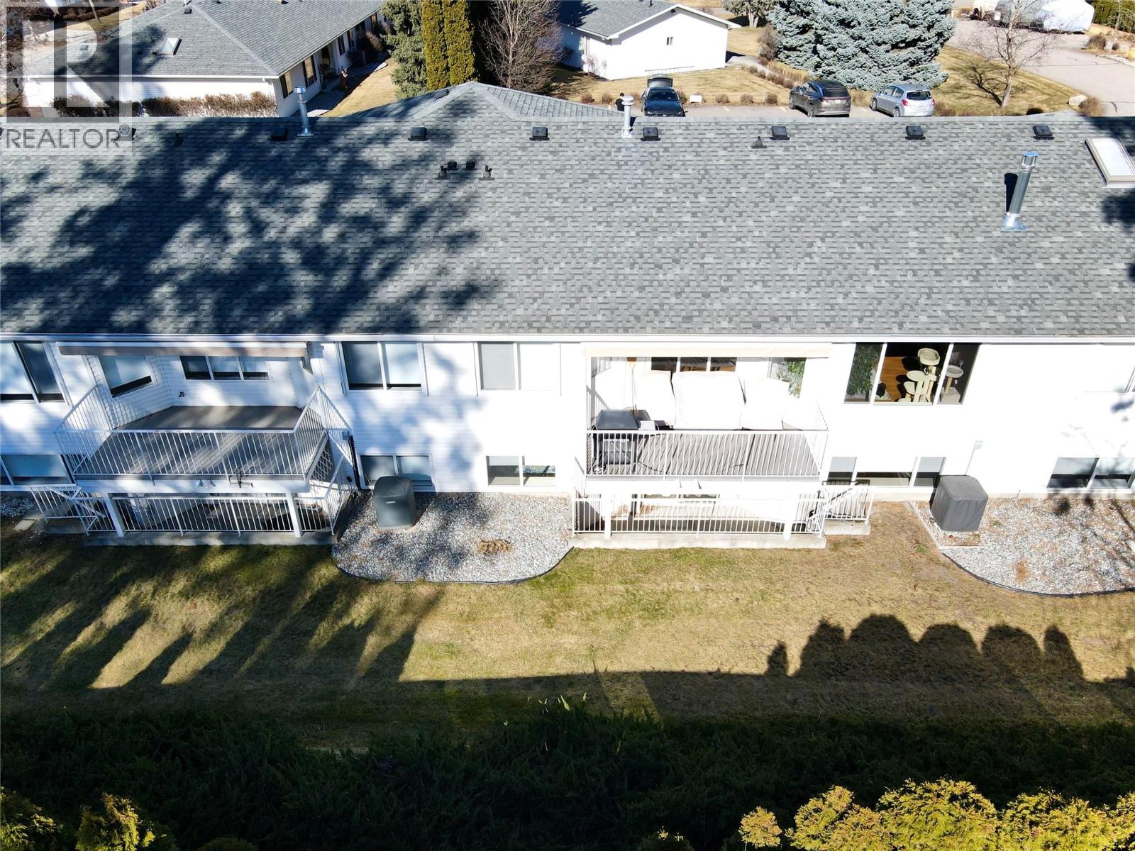 11290 Bond Road Unit# 6, Lake Country