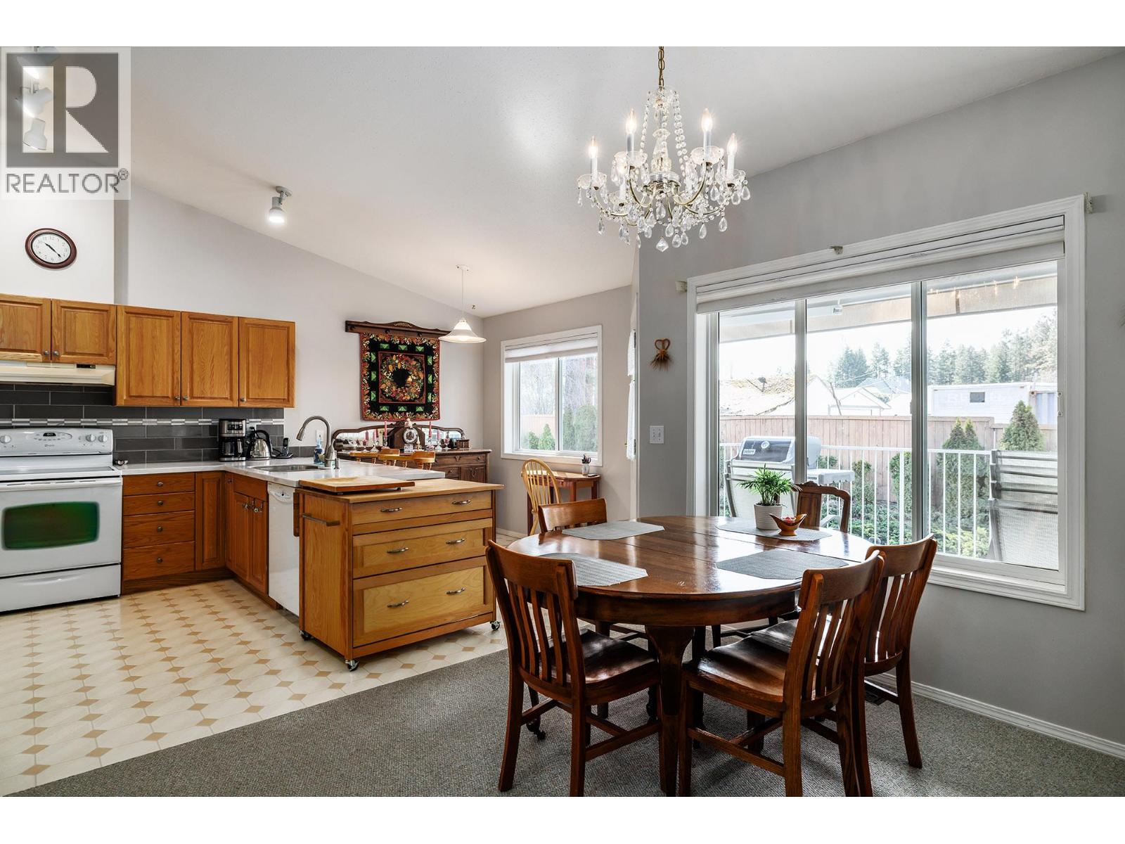 11290 Bond Road Unit# 6, Lake Country