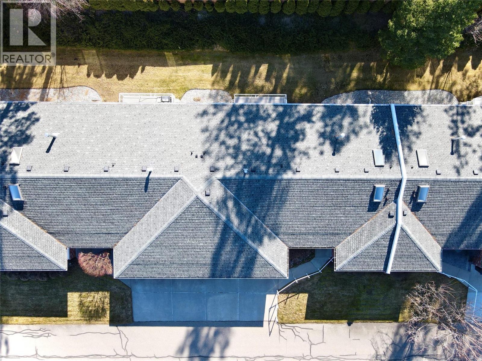 11290 Bond Road Unit# 6, Lake Country