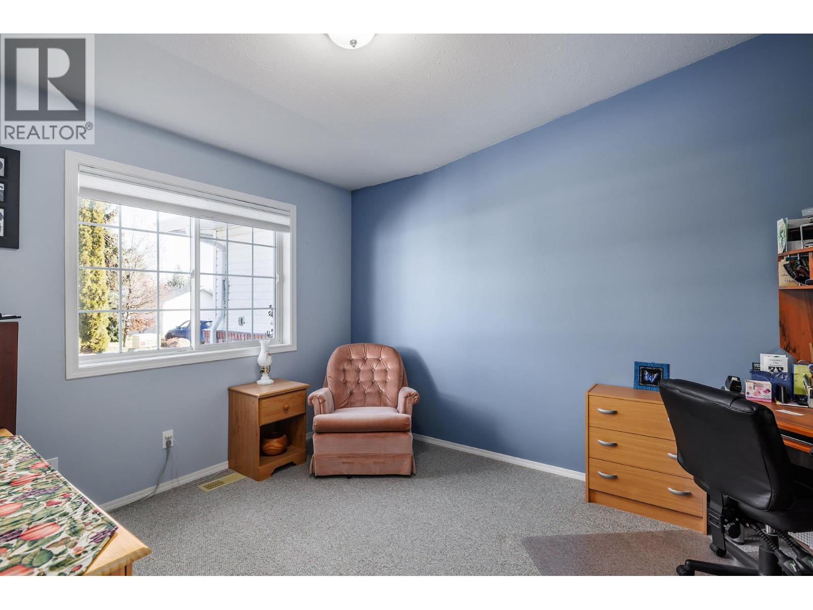 11290 Bond Road Unit# 6, Lake Country