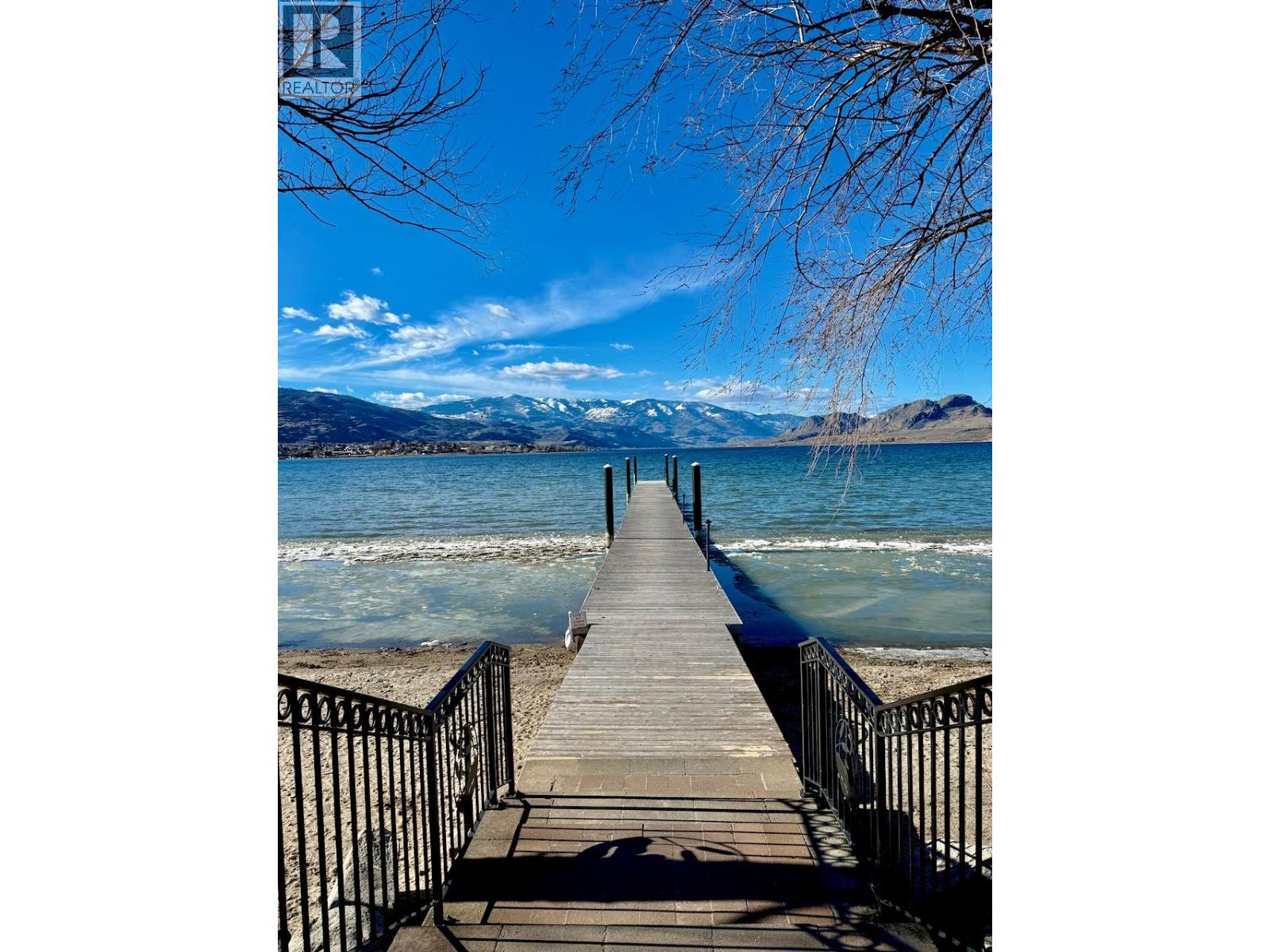 7600 COTTONWOOD Drive Unit# 406, Osoyoos
