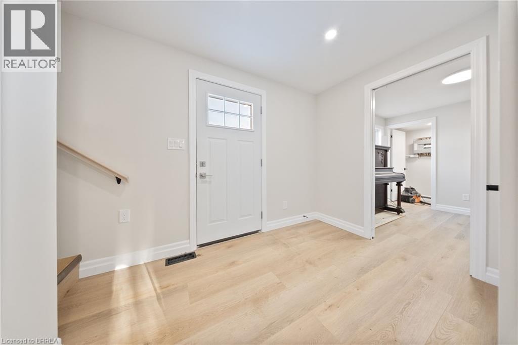 476 MIDDLE TOWNLINE Road - Photo 4 of 33, Burford, Ontario