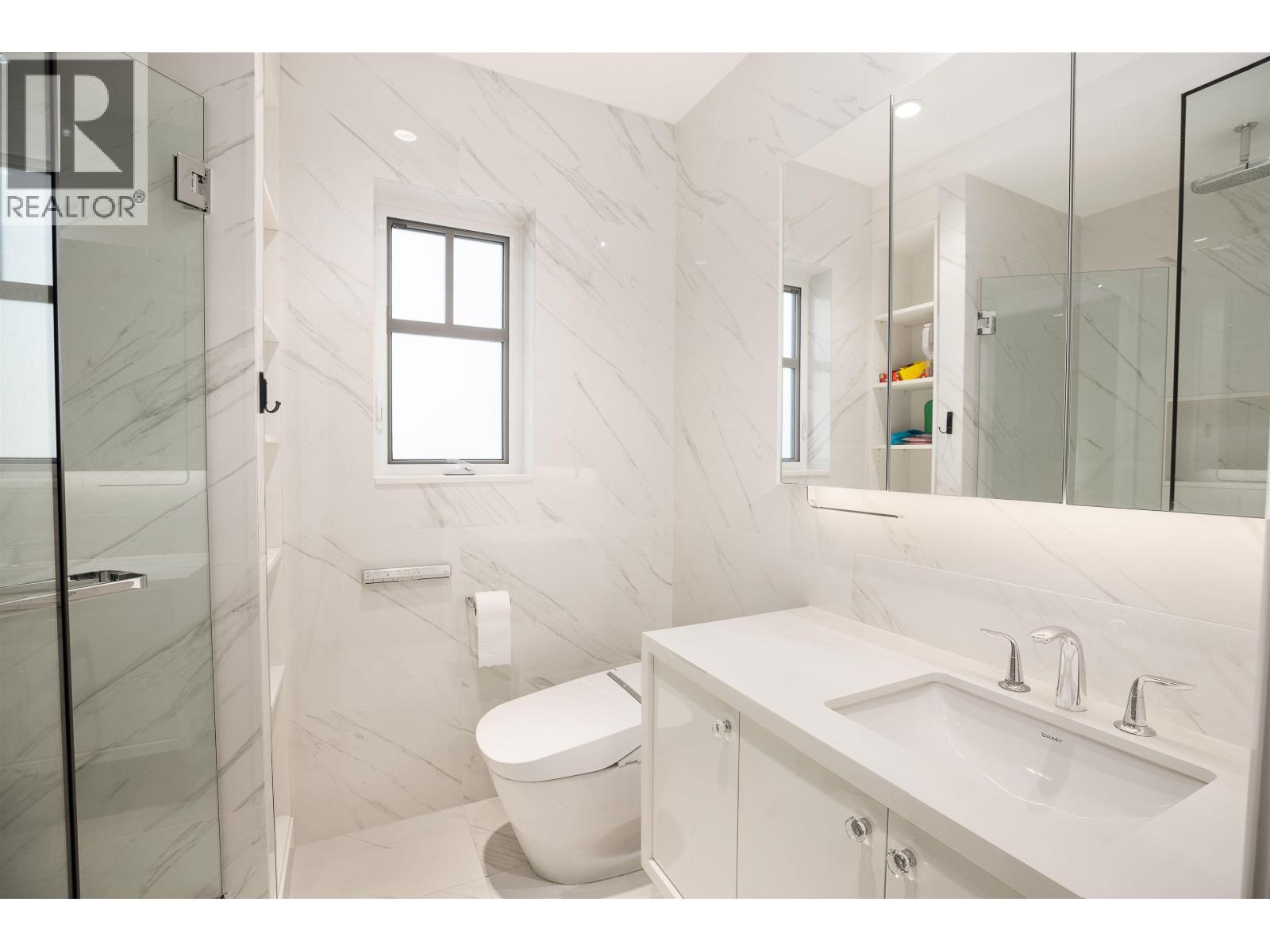 1239 W 40TH AVENUE, Vancouver