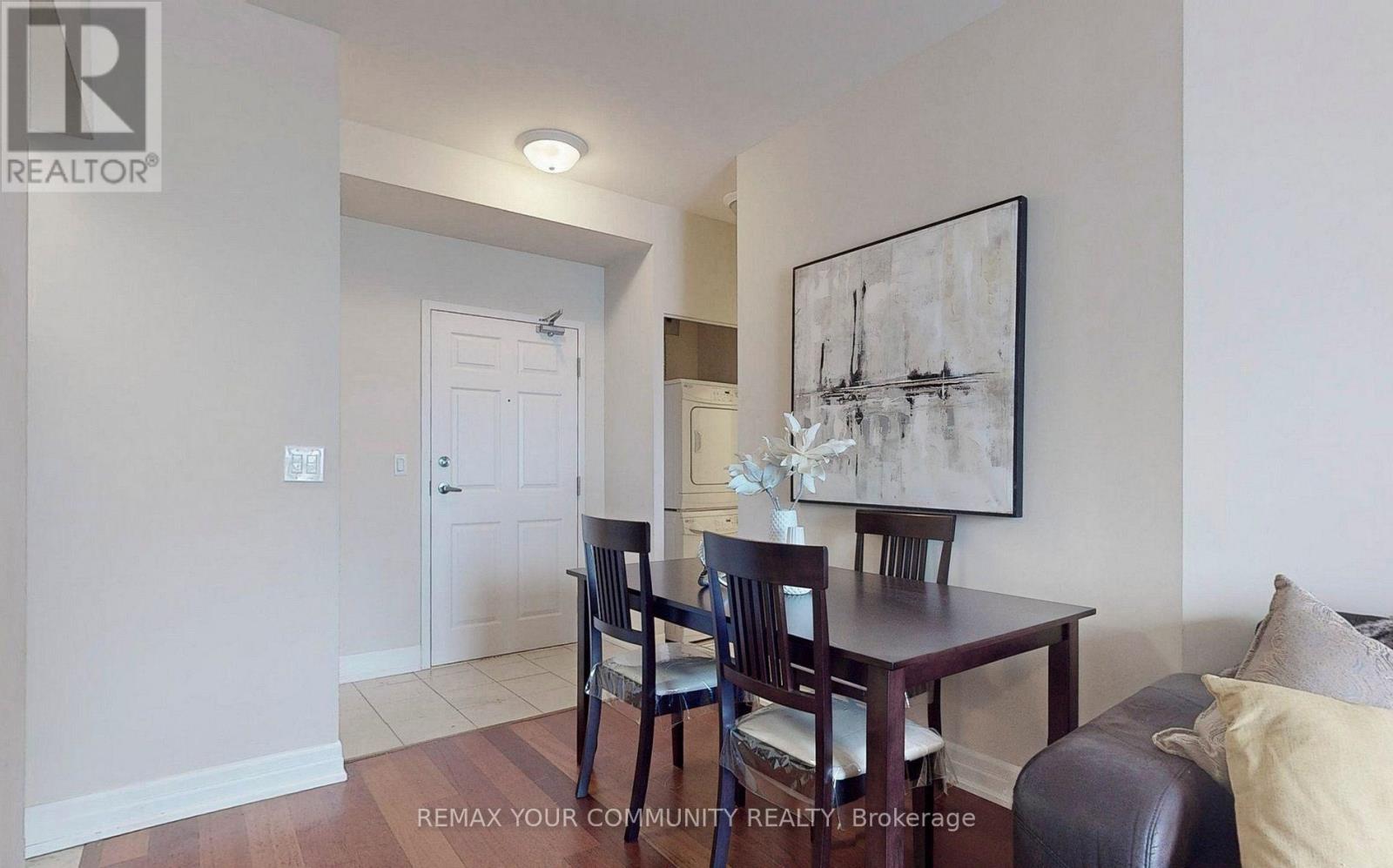 #205 15450 YONGE STREET - 14