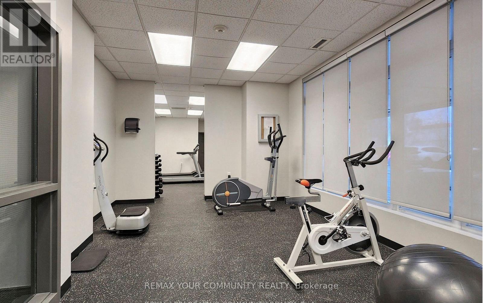 #205 15450 YONGE STREET - 29