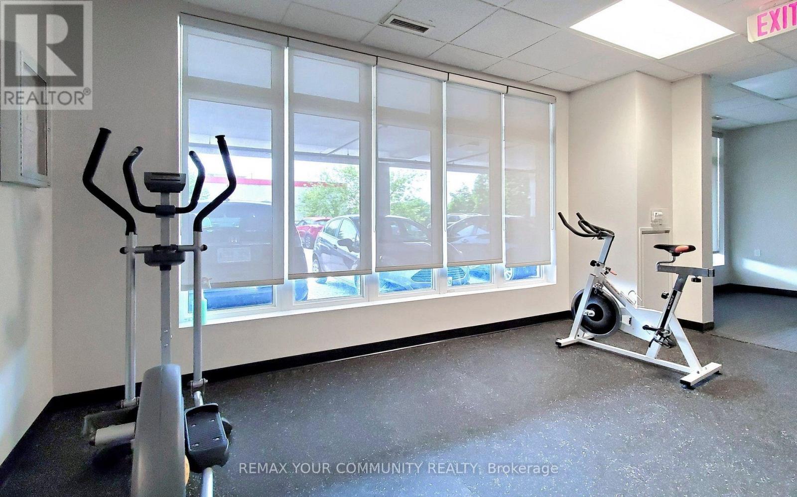 #205 15450 YONGE STREET - 30