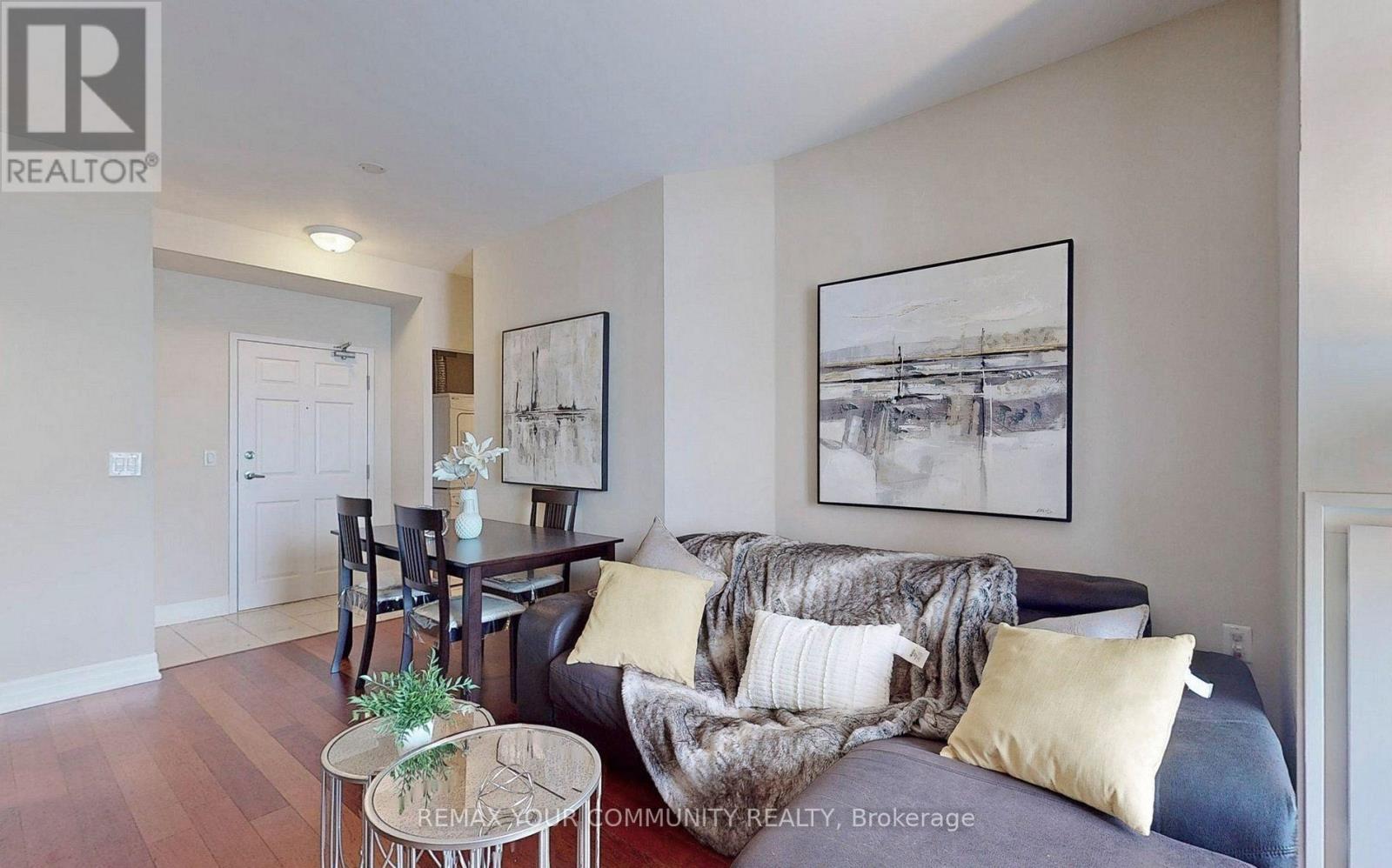 #205 15450 YONGE STREET - 7