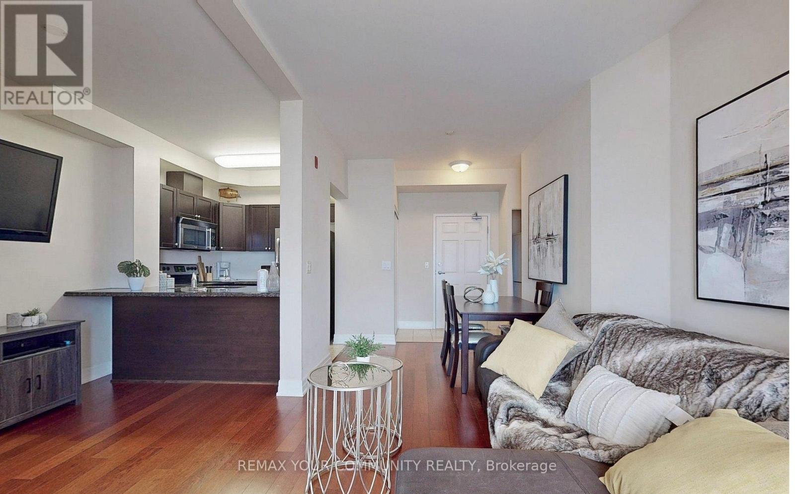 #205 15450 YONGE STREET - 8