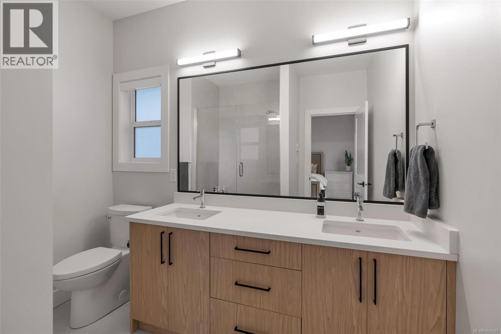 3475 TRUMPETER ST - 17