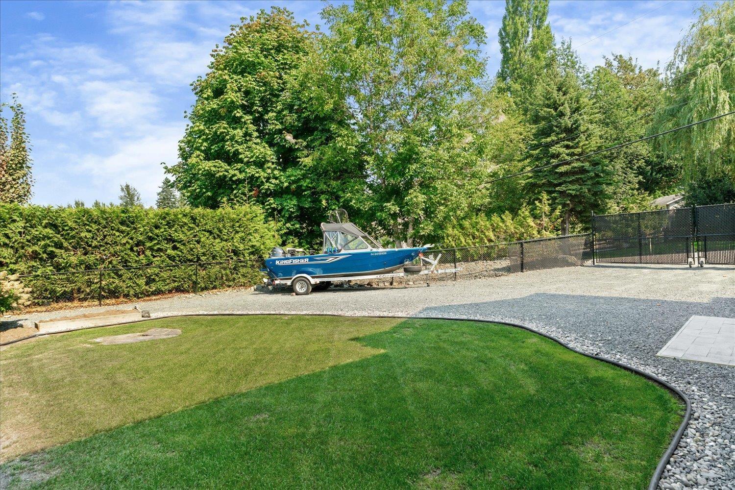 7569 DICKINSON PLACE, Eastern Hillsides — photo 36