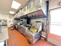 885 Henderson Highway, Winnipeg, MB R2K2L8 Photo 9