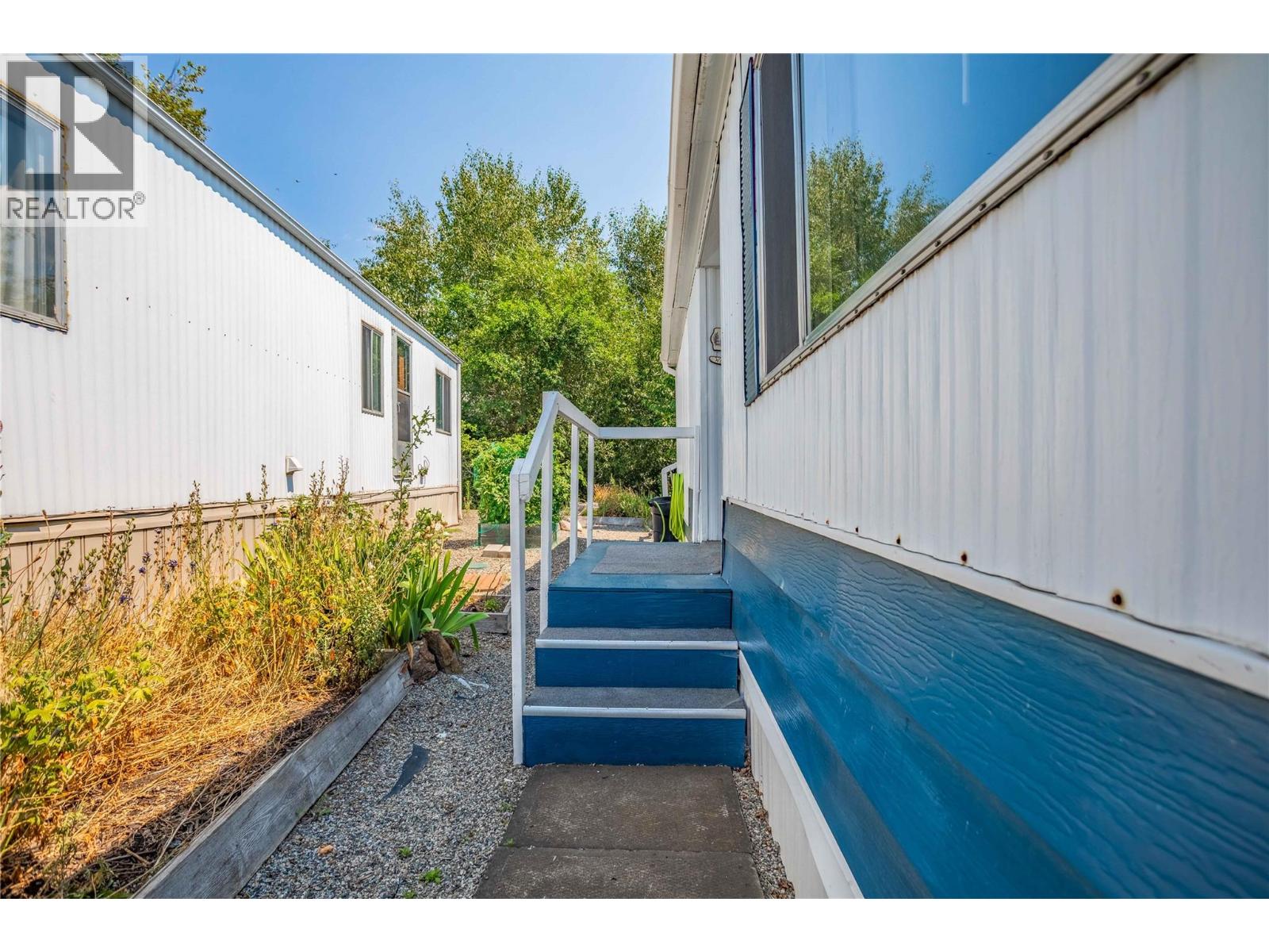 28 1881 Boucherie Road, Westbank