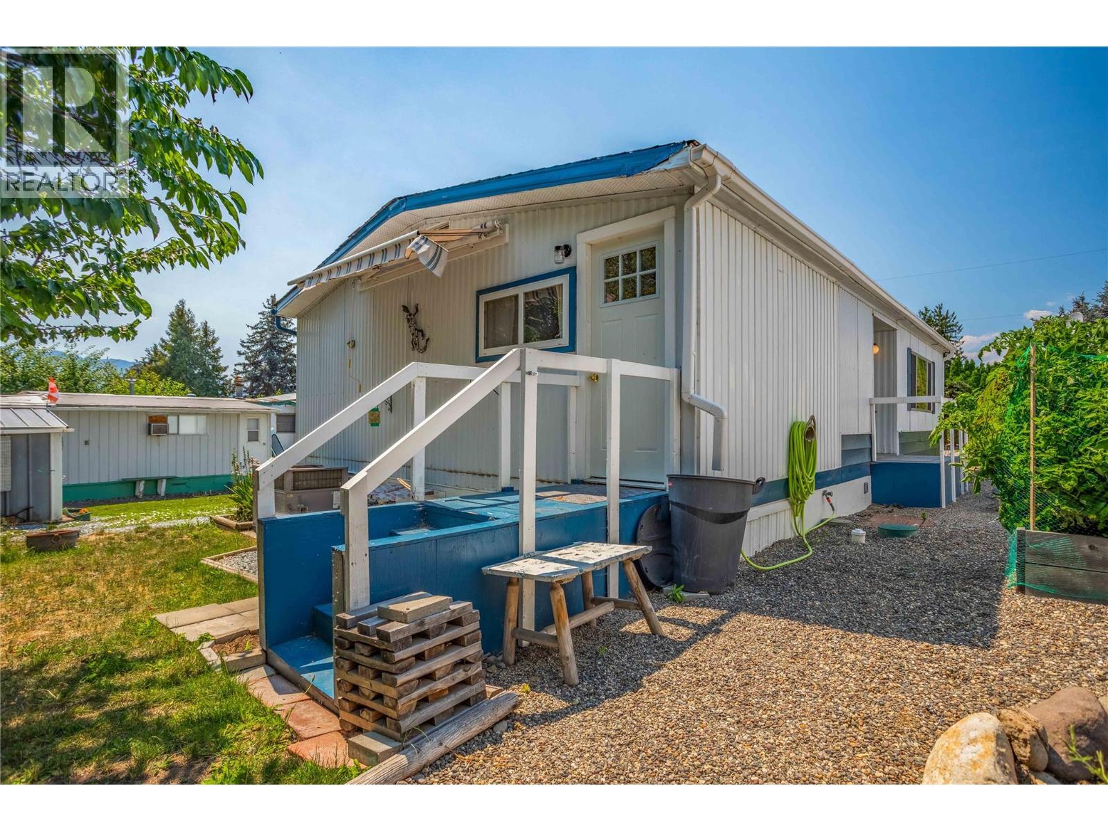 28 1881 Boucherie Road, Westbank