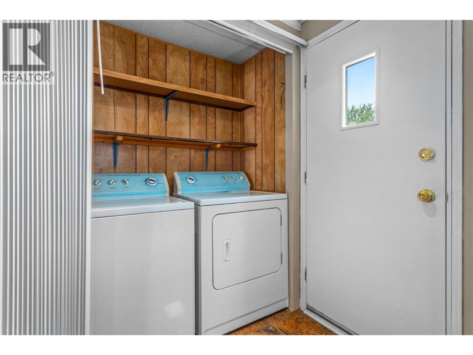 28 1881 Boucherie Road, Westbank