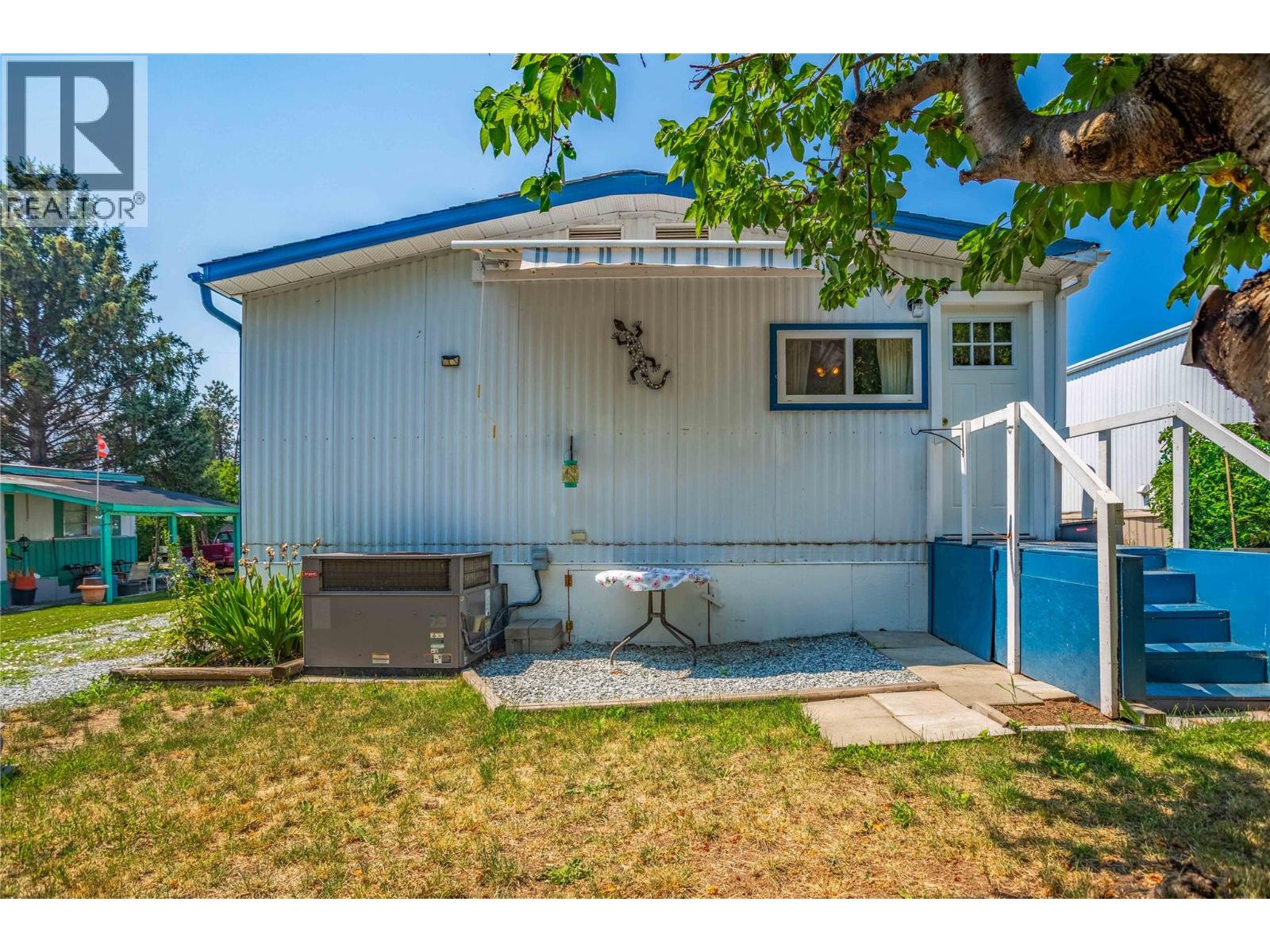 28 1881 Boucherie Road, Westbank