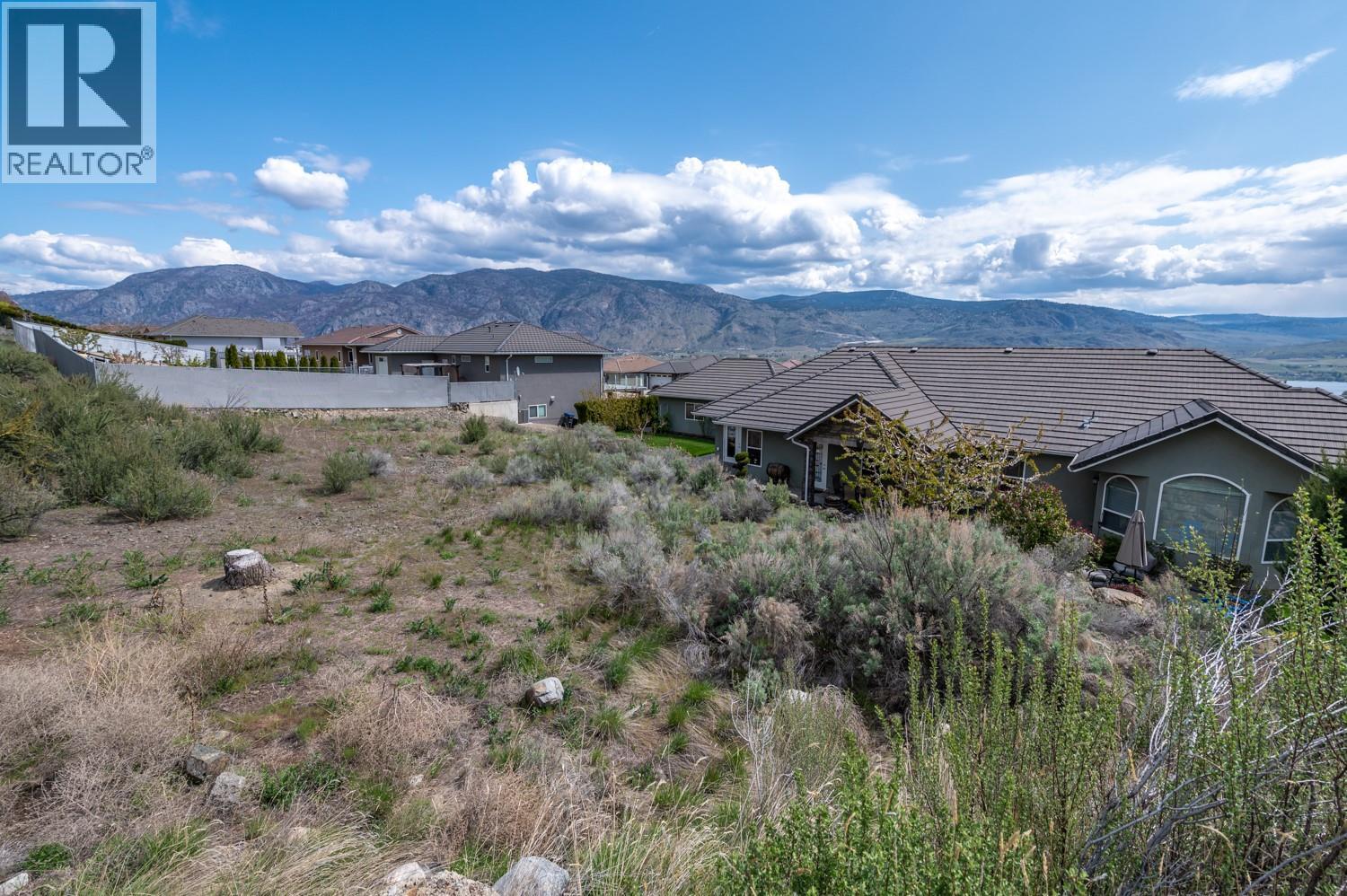 3611 CYPRESS HILLS Drive, Osoyoos