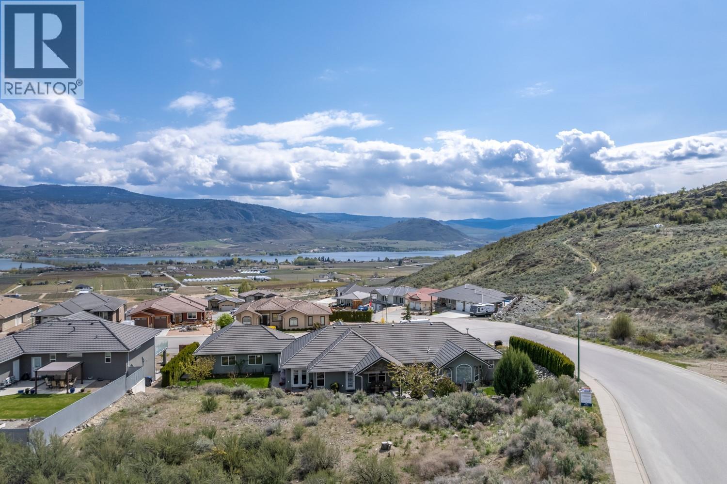 3611 CYPRESS HILLS Drive, Osoyoos