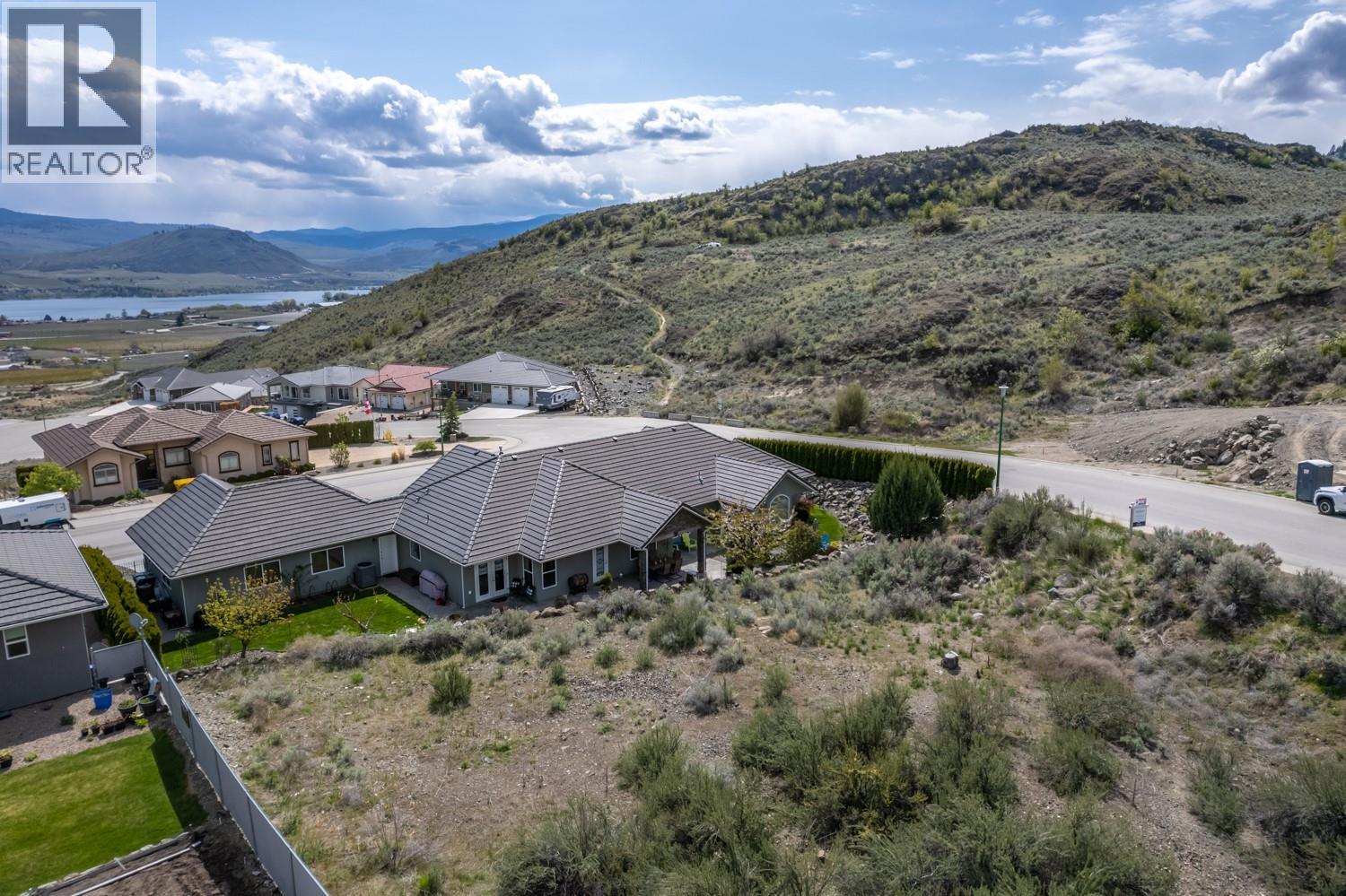 3611 CYPRESS HILLS Drive, Osoyoos