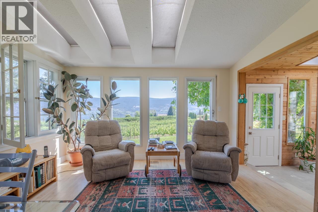 4910 GARTRELL Road, Summerland