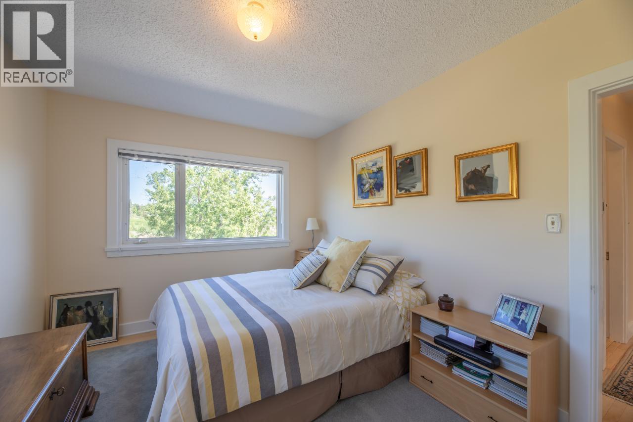 4910 GARTRELL Road, Summerland