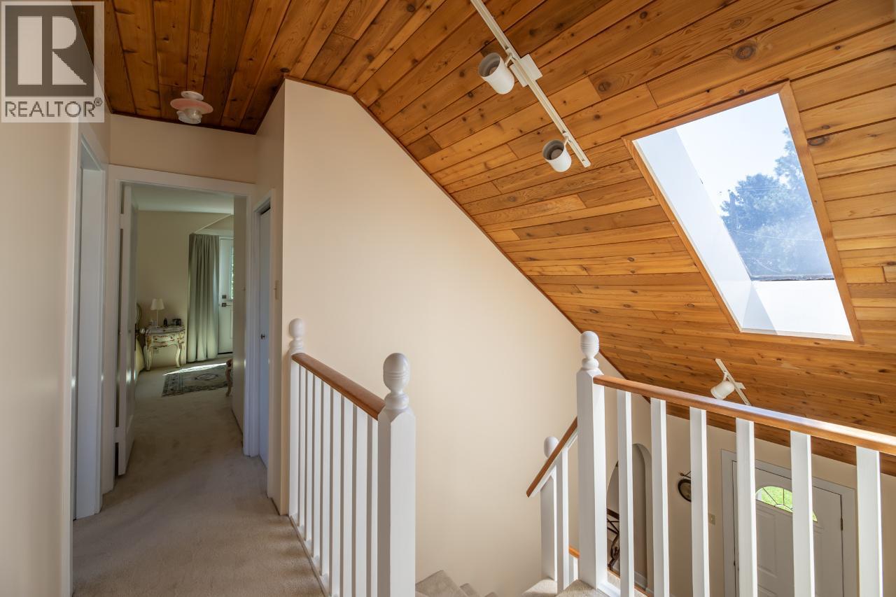 4910 GARTRELL Road, Summerland