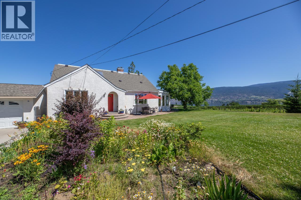 4910 GARTRELL Road, Summerland