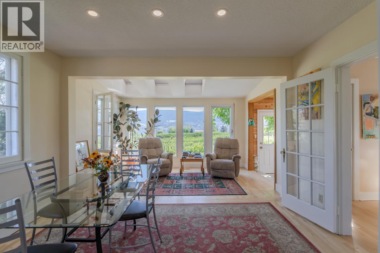 4910 GARTRELL Road, Summerland