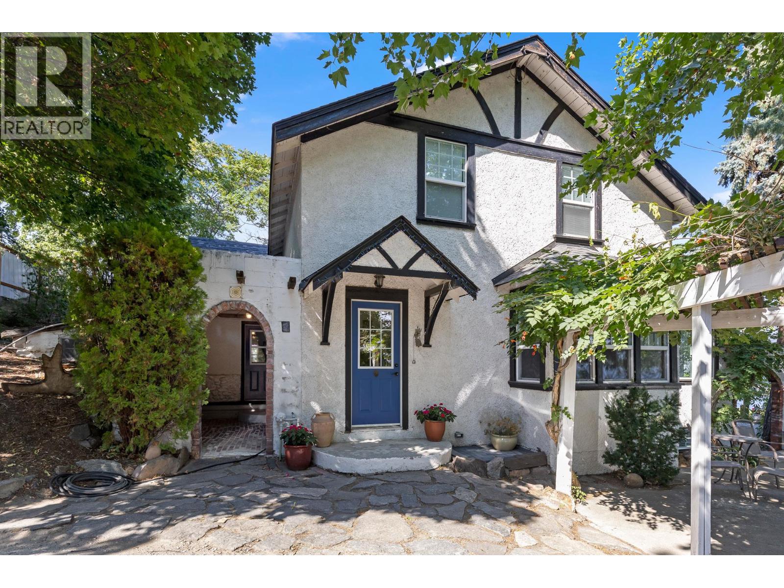 5109 CALDWELL Street, Summerland