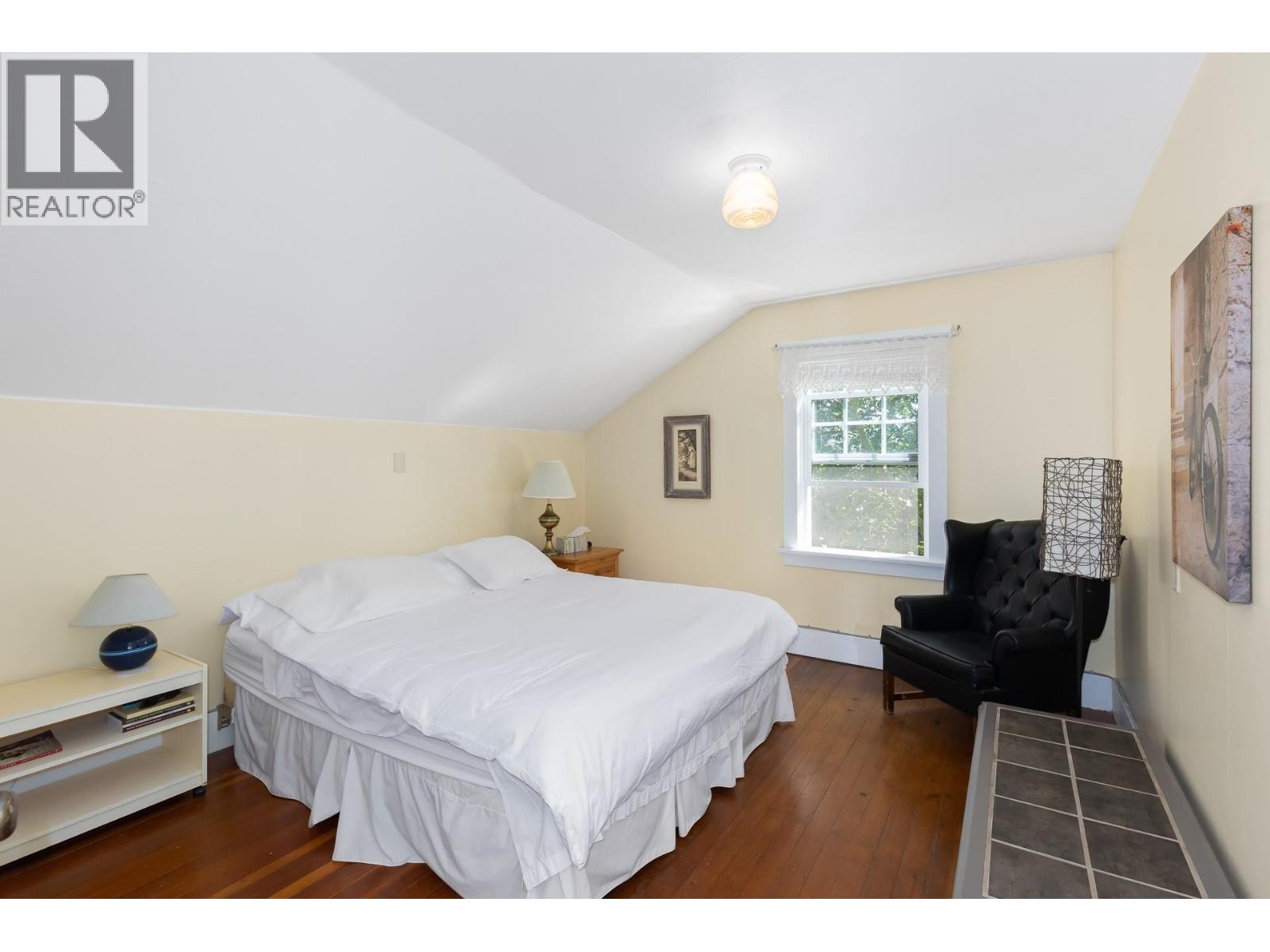 5109 CALDWELL Street, Summerland