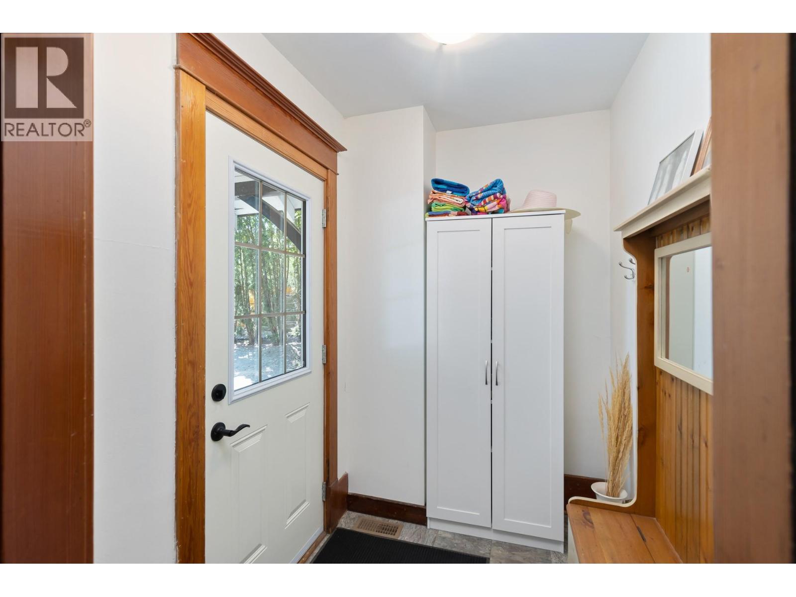 5109 CALDWELL Street, Summerland