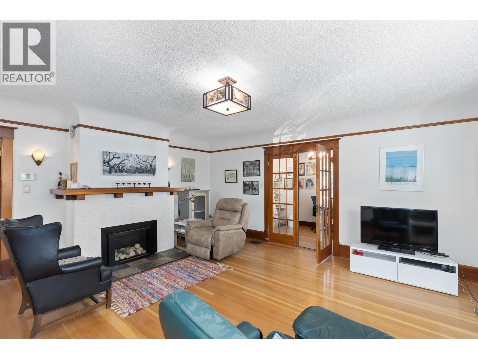 5109 CALDWELL Street, Summerland