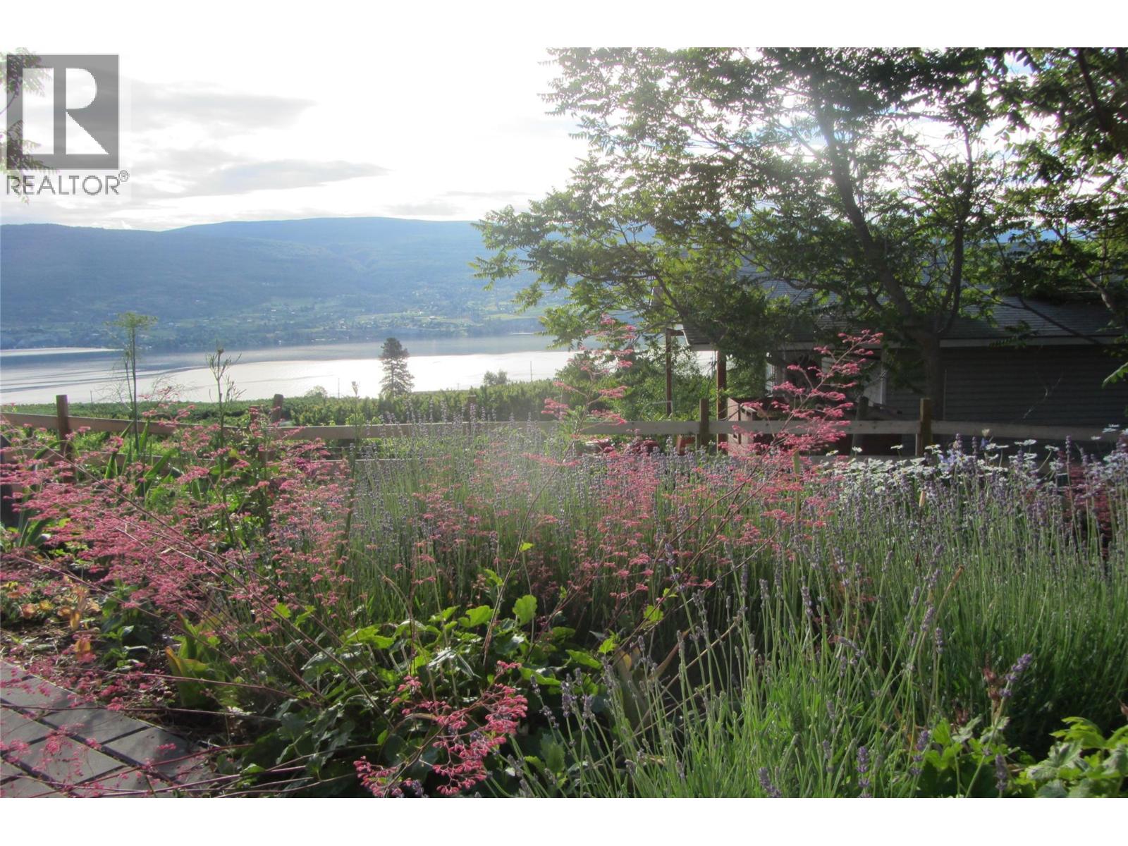 5109 CALDWELL Street, Summerland