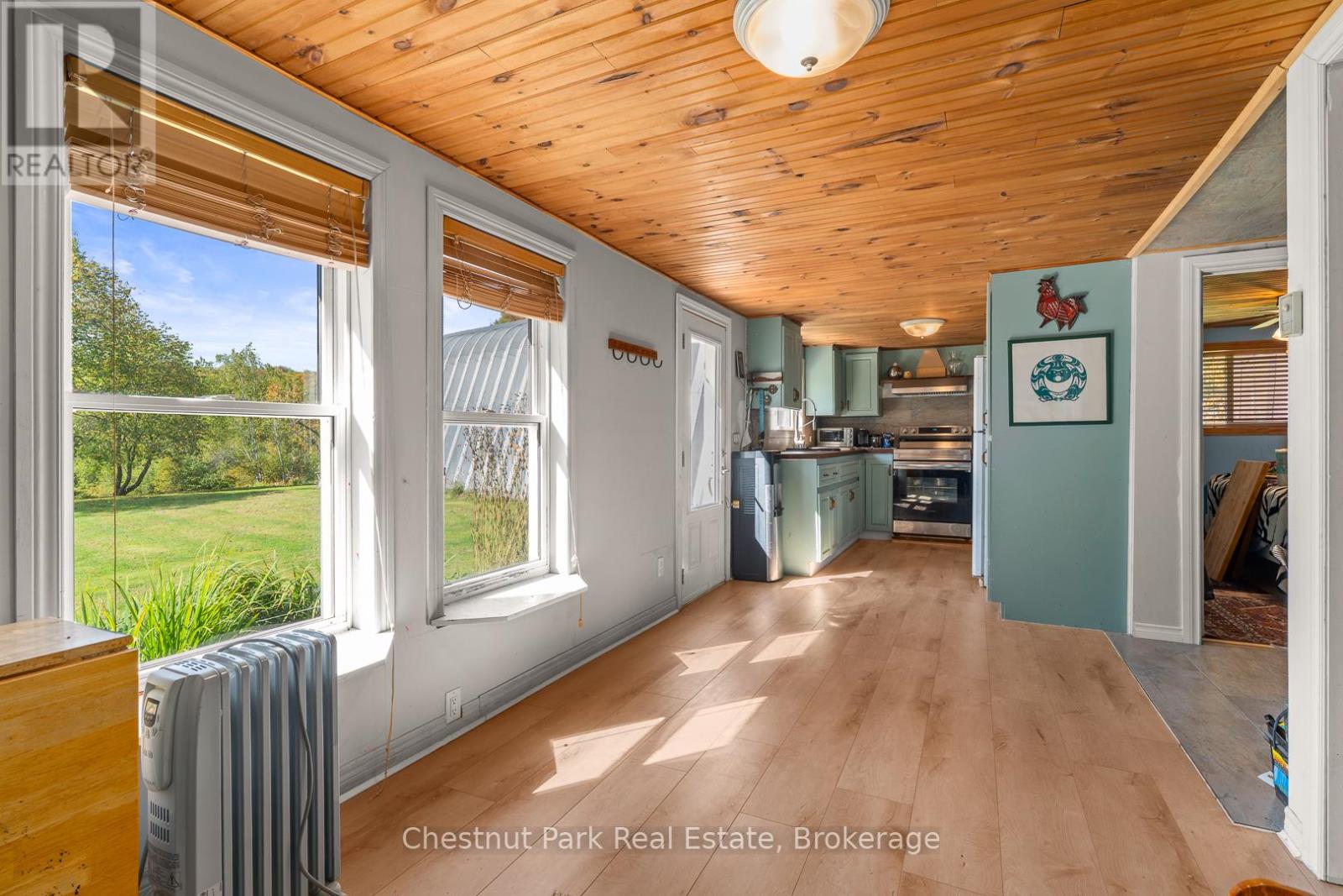 1190 HEKKLA ROAD - 14