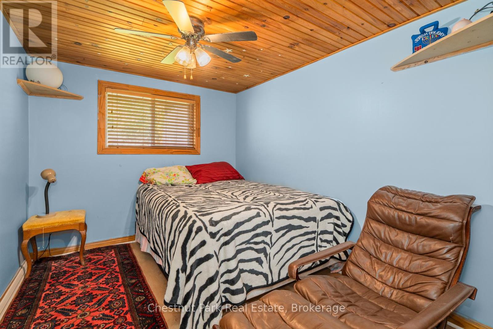 1190 HEKKLA ROAD - 20