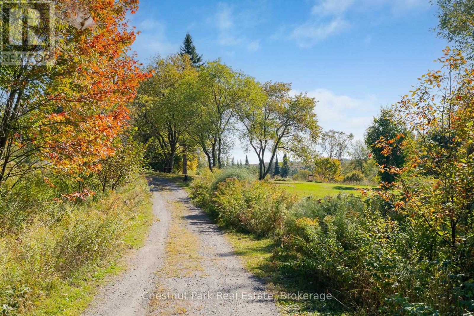 1190 HEKKLA ROAD - 5