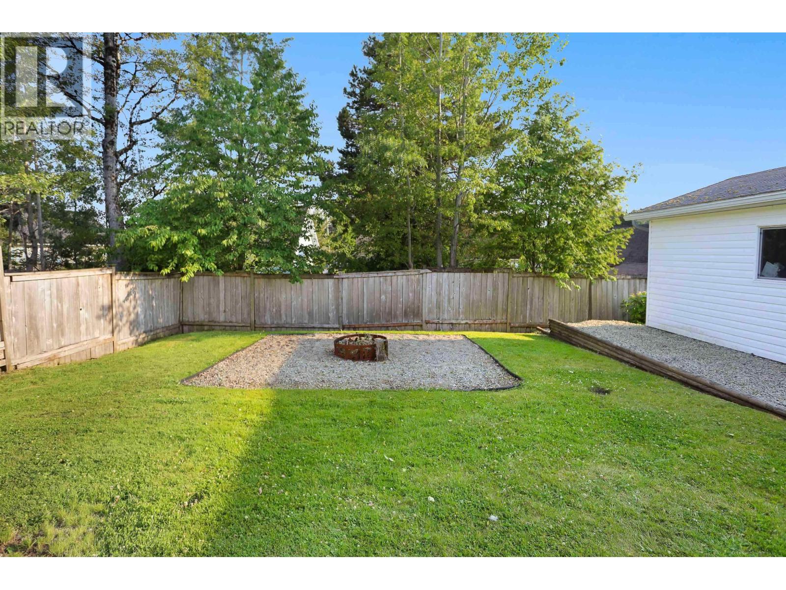 48 FINCH STREET, Kitimat