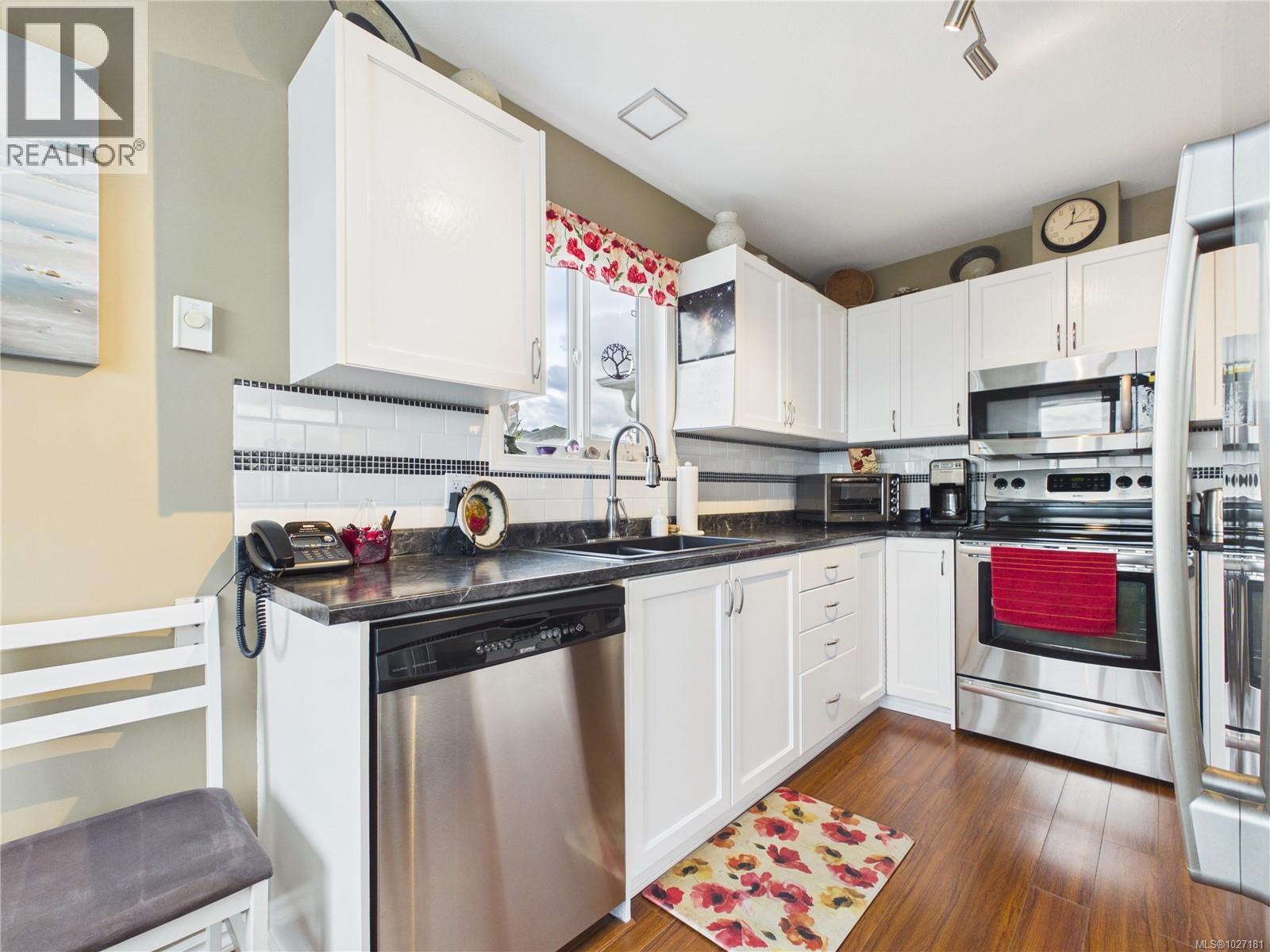 180 Bowlsby St, Nanaimo