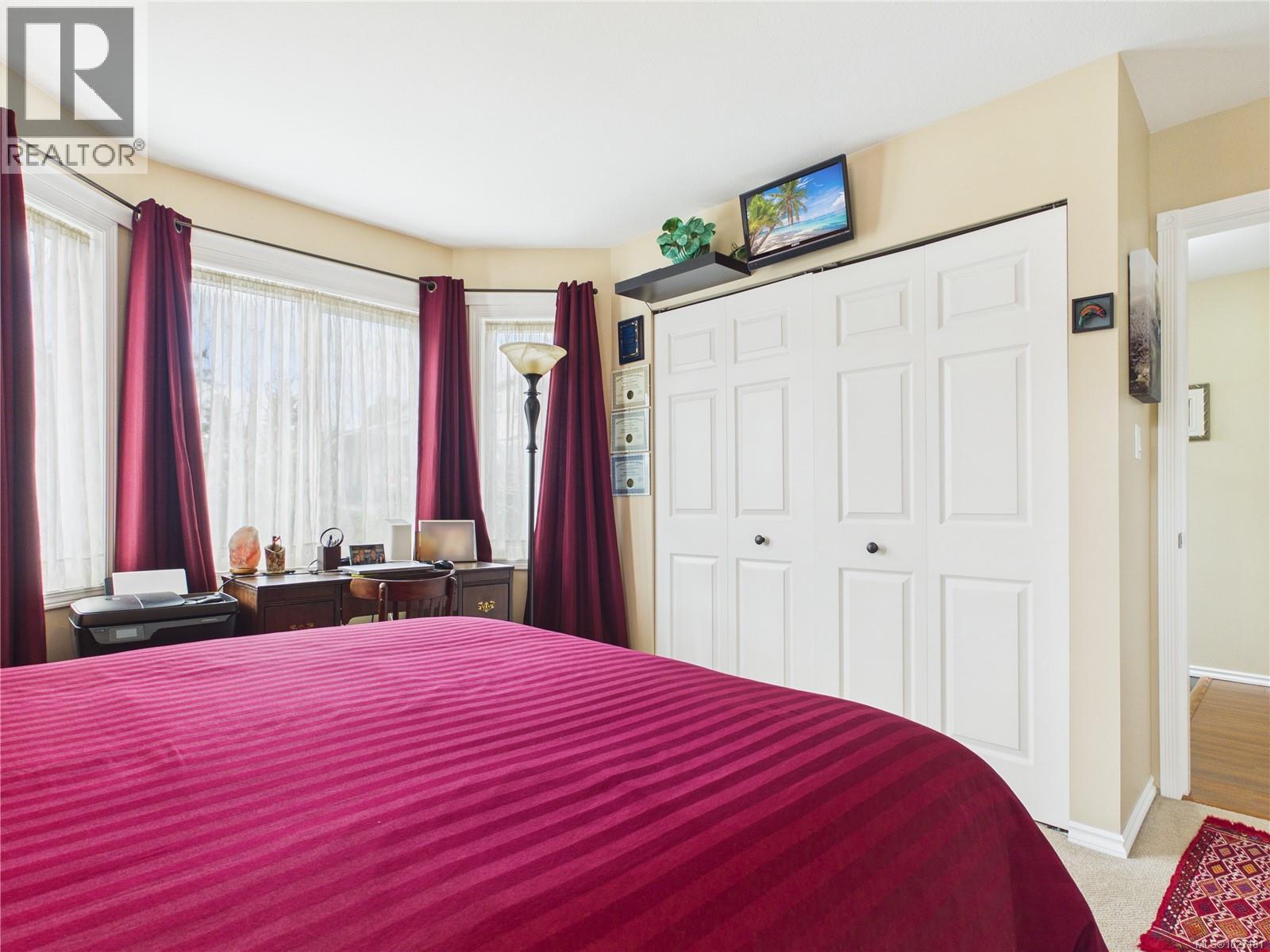 180 Bowlsby St, Nanaimo