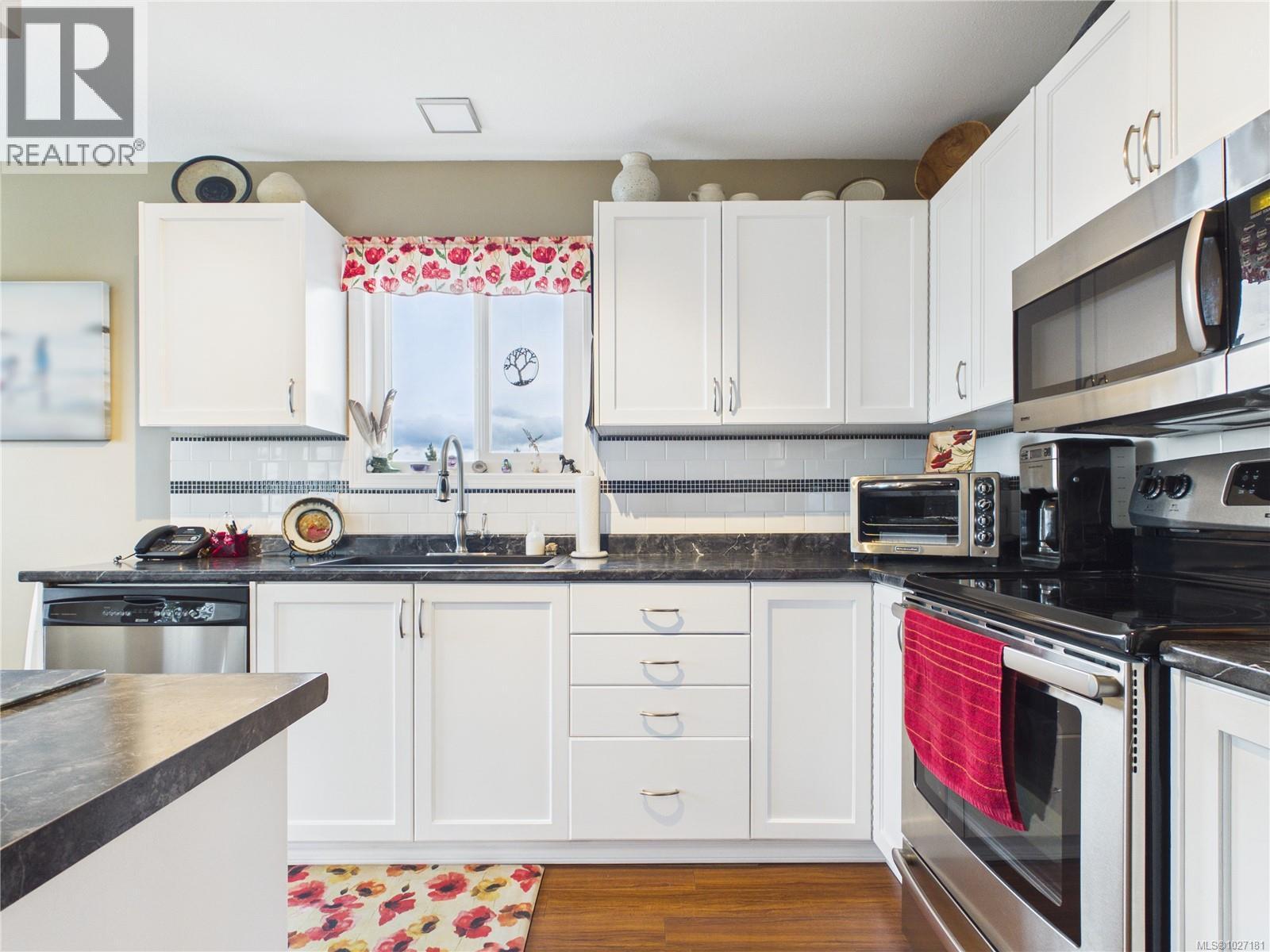 180 Bowlsby St, Nanaimo