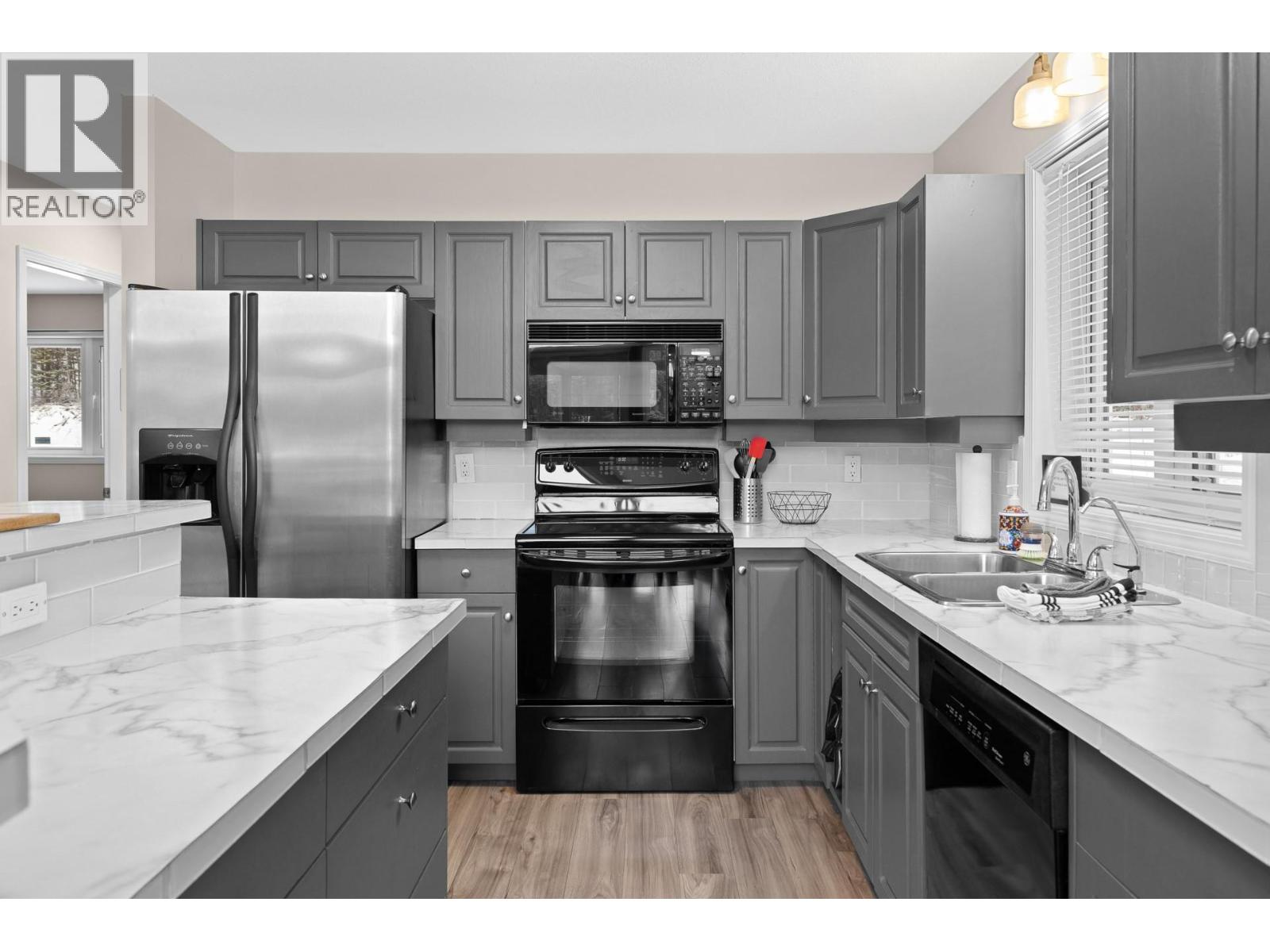 9315 Paradise Road - 25