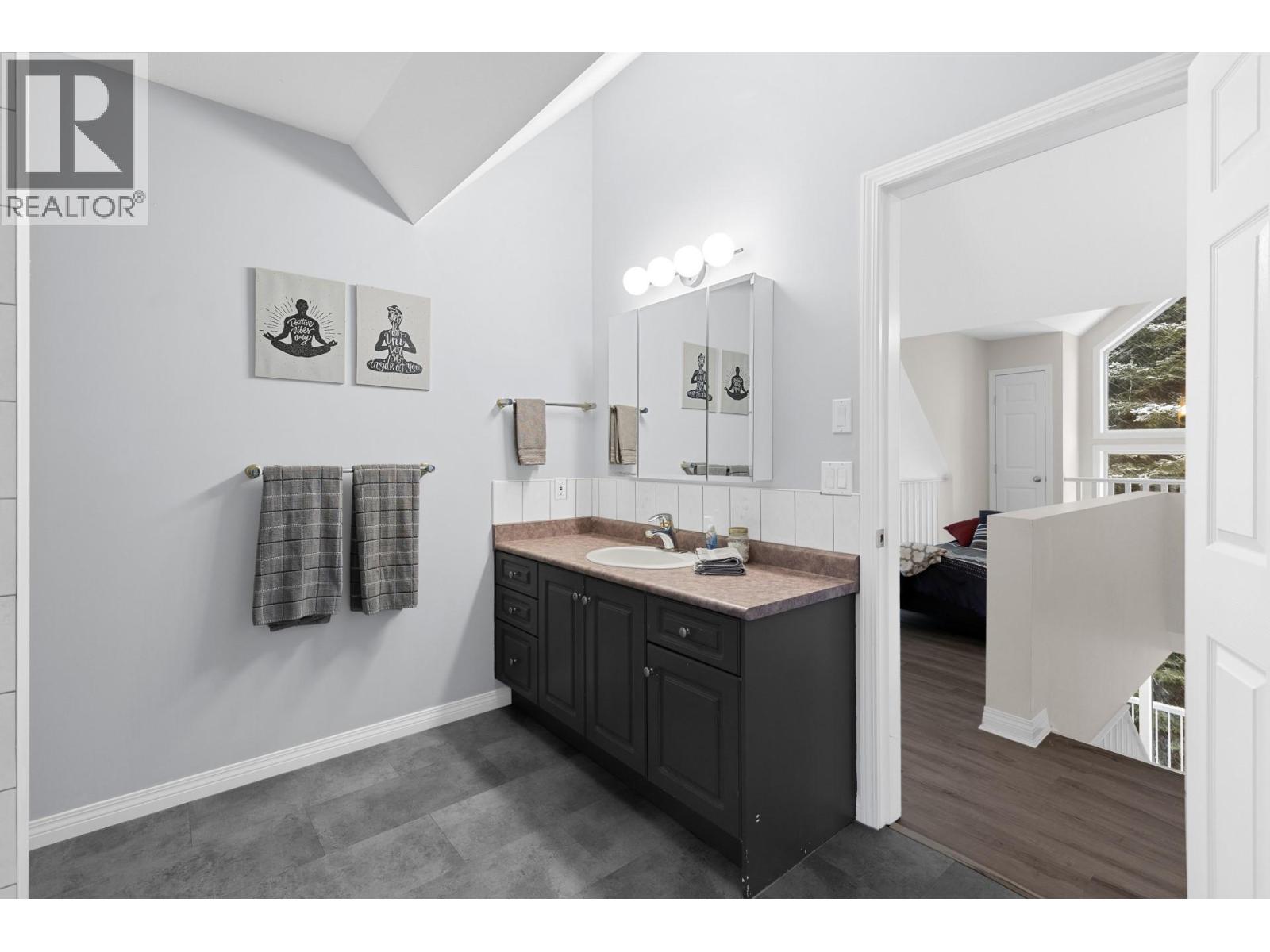 9315 Paradise Road - 39