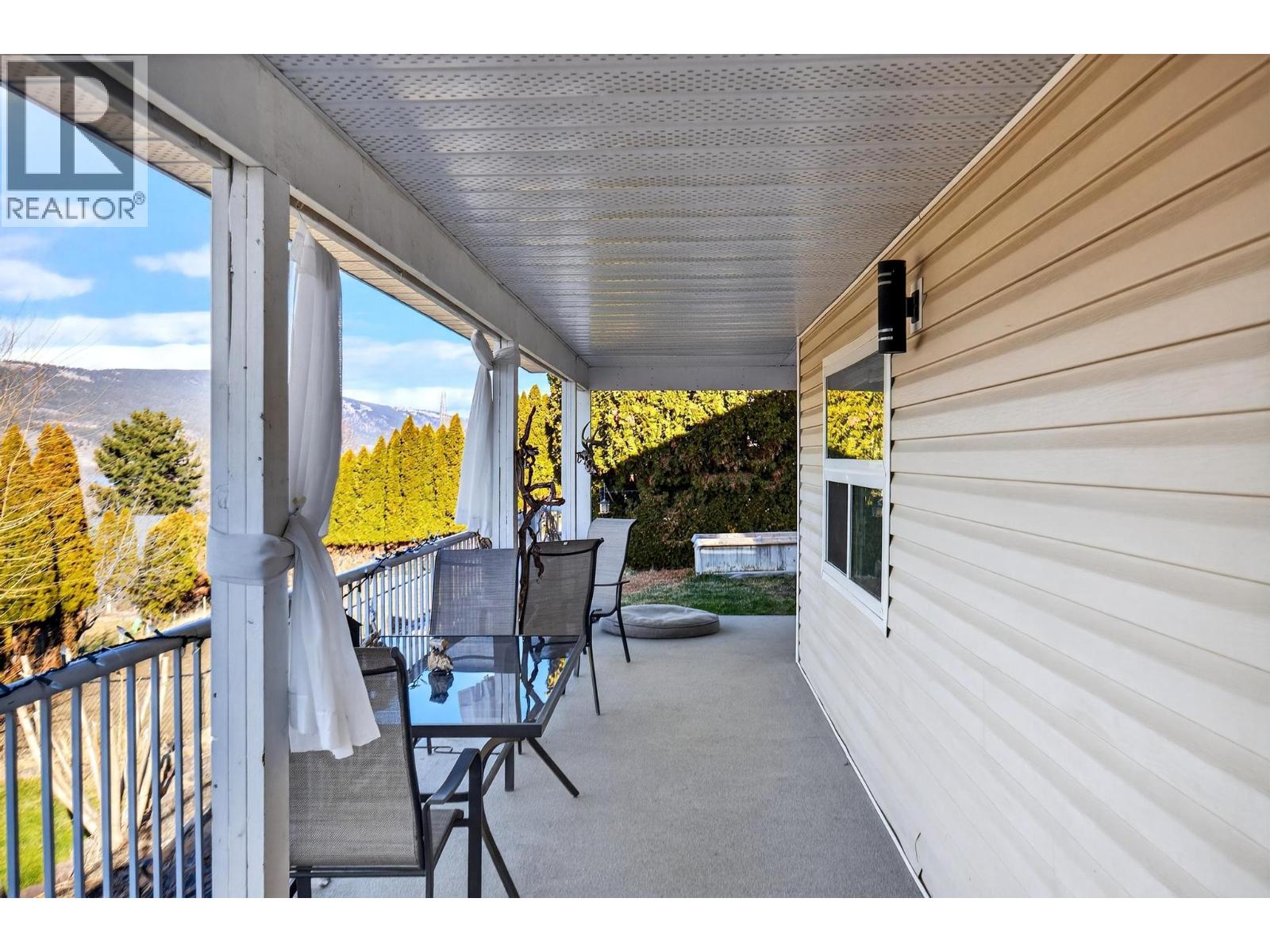 11350 Dakota Road, Lake Country