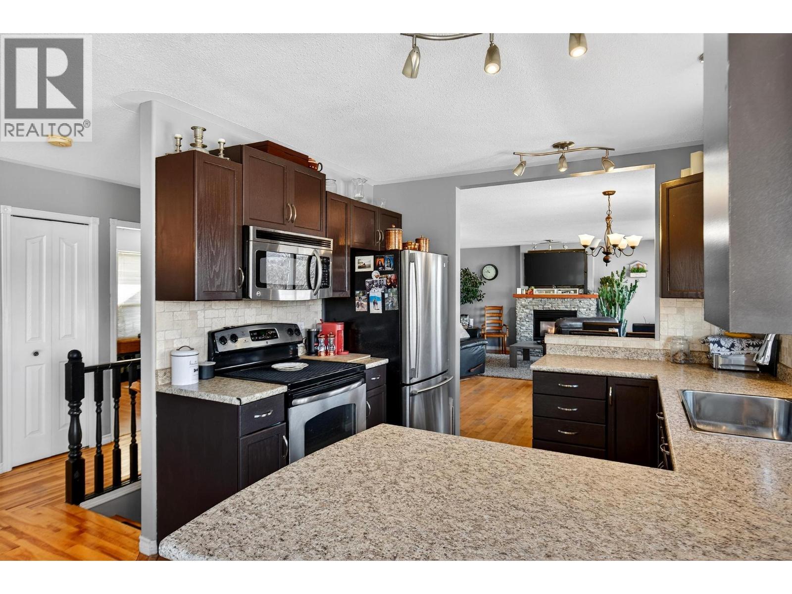 11350 Dakota Road, Lake Country