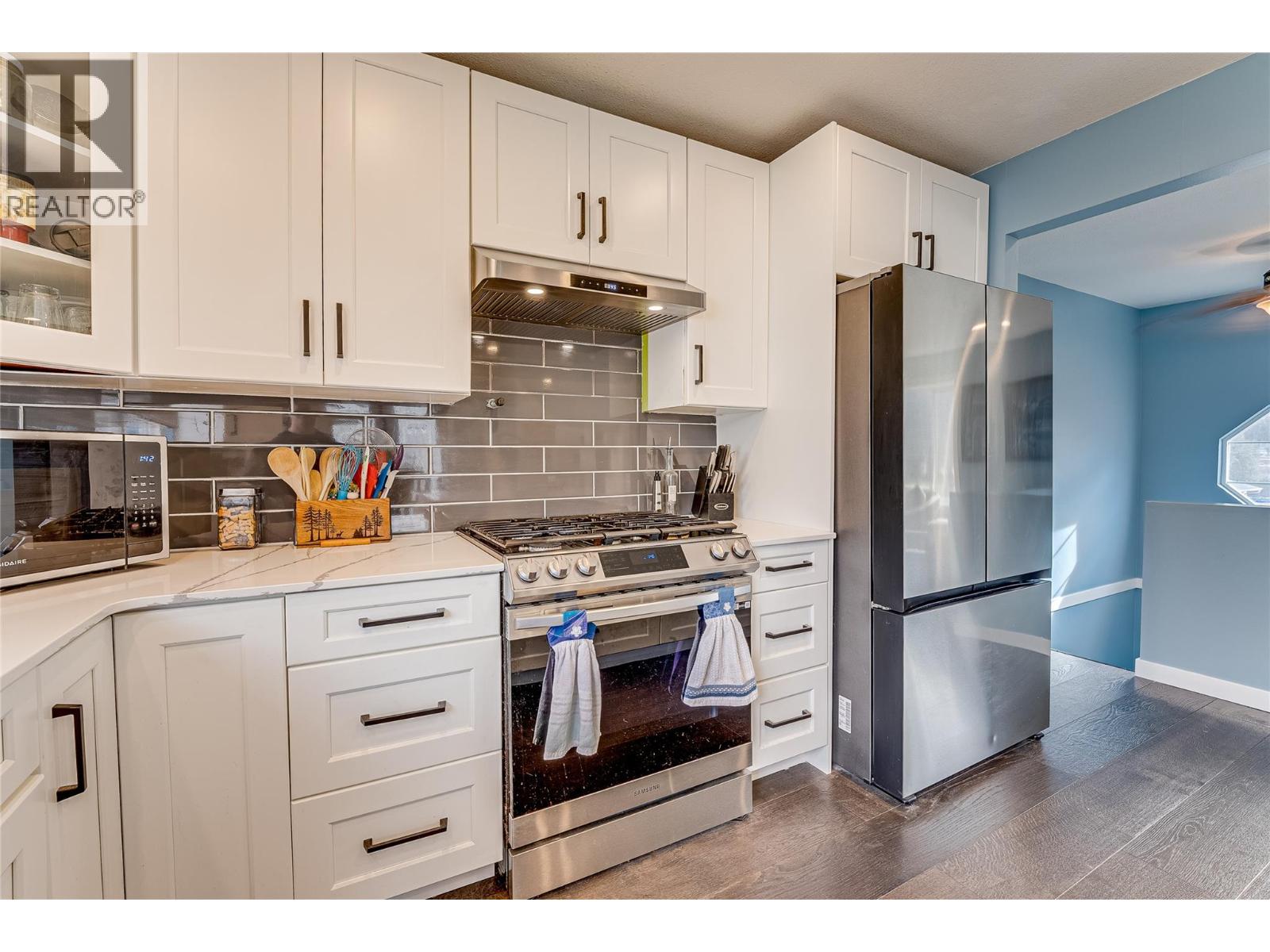 5876 Westwynd Drive, Falkland